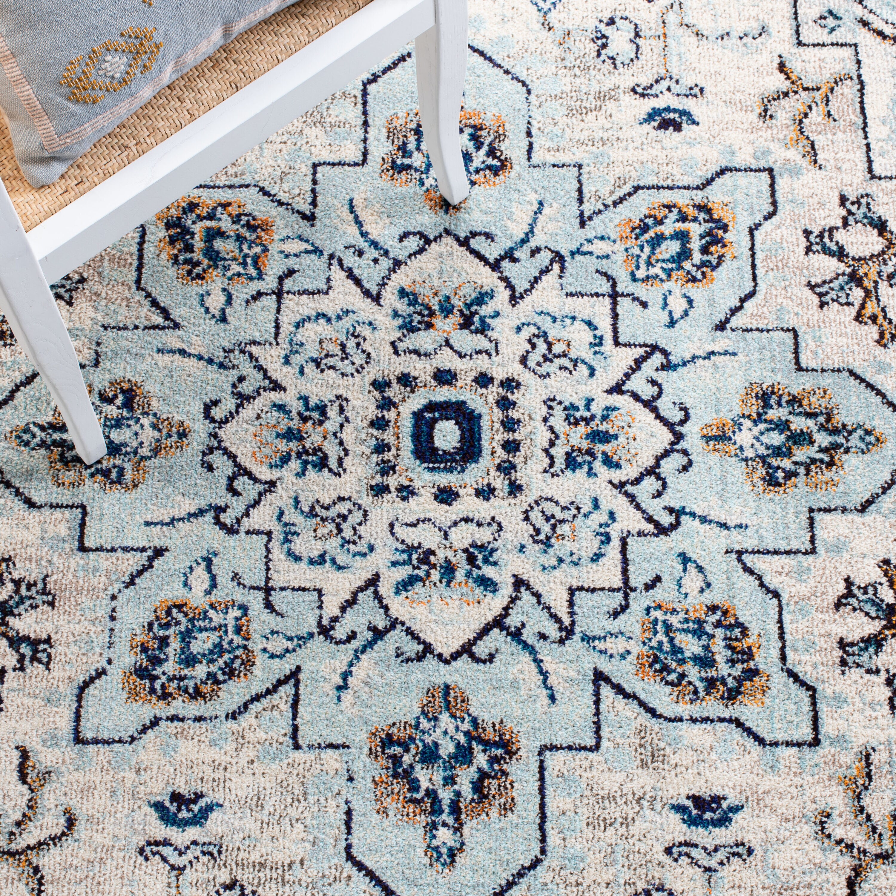 Safavieh MAD473D-7SQ rugs - View #7
