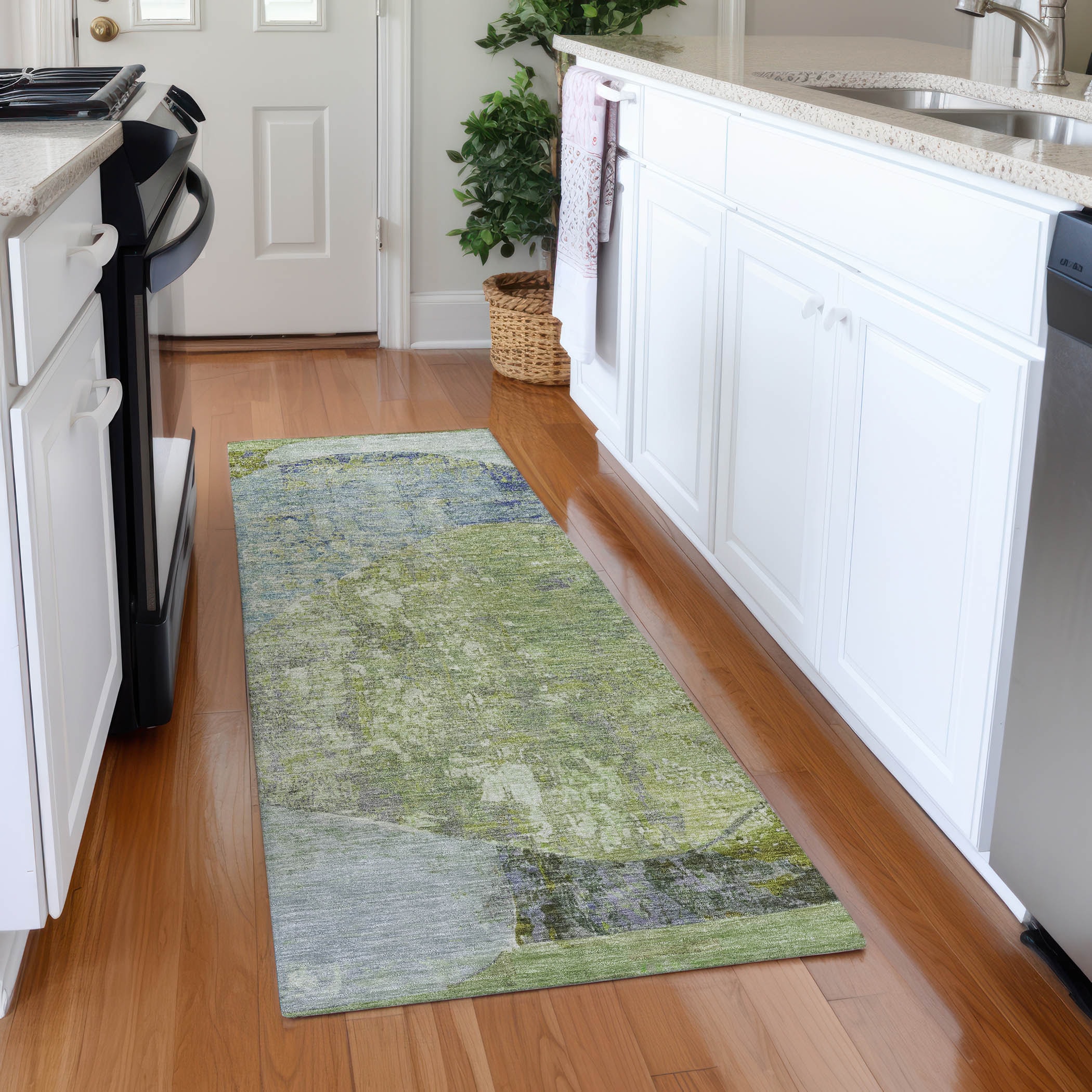 Addison Rugs ACN1635GE2X8 Chantille ACN1635GE 2 x 7 (ft) Loomed Green Rectangular Indoor/Outdoor Machine washable Pet Friendly Area rug