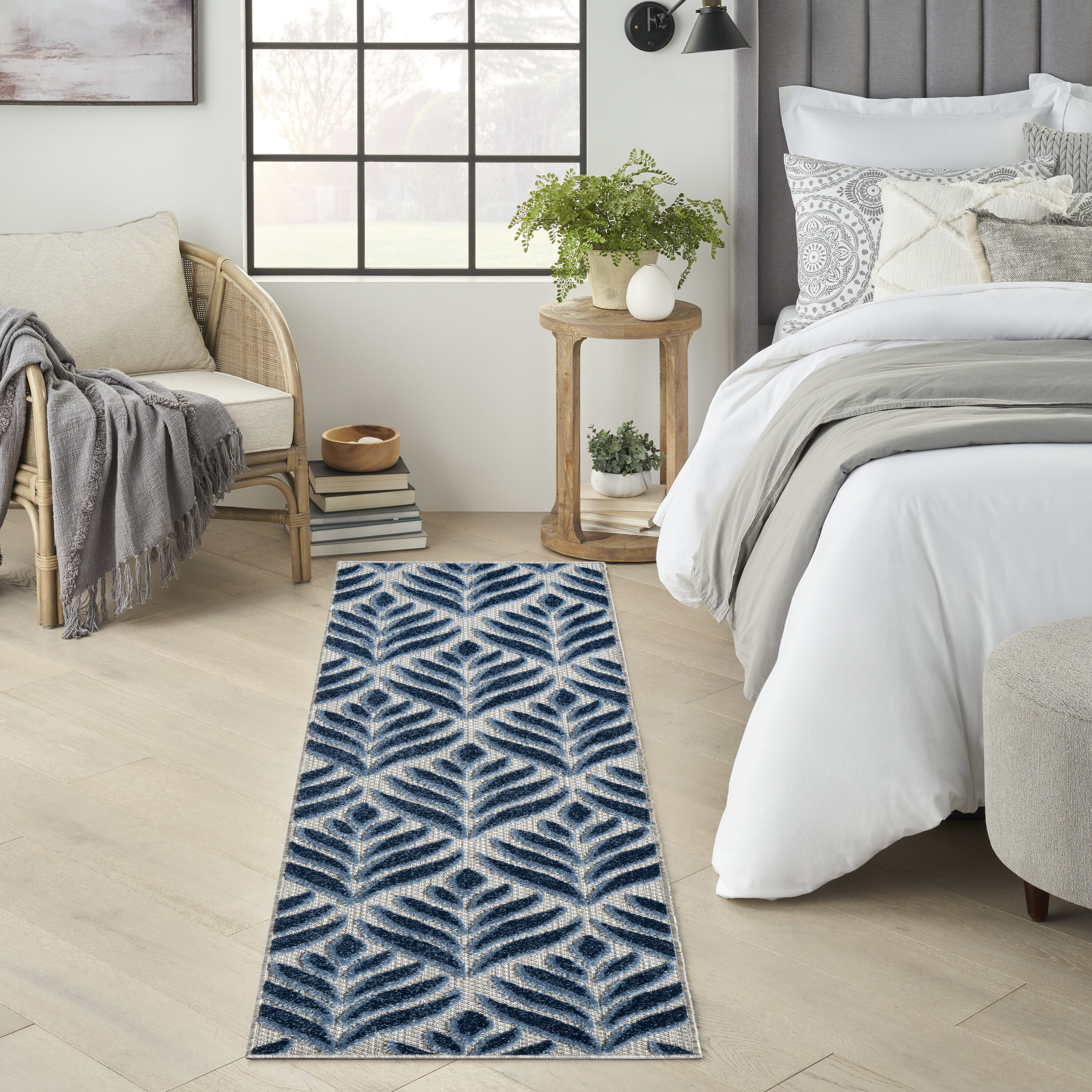 Nourison Home 099446965141 Aloha 2 x 6 (ft) Loomed Polypropylene Blue Rectangular Indoor/Outdoor Floral/Botanical Tropical Runner rug