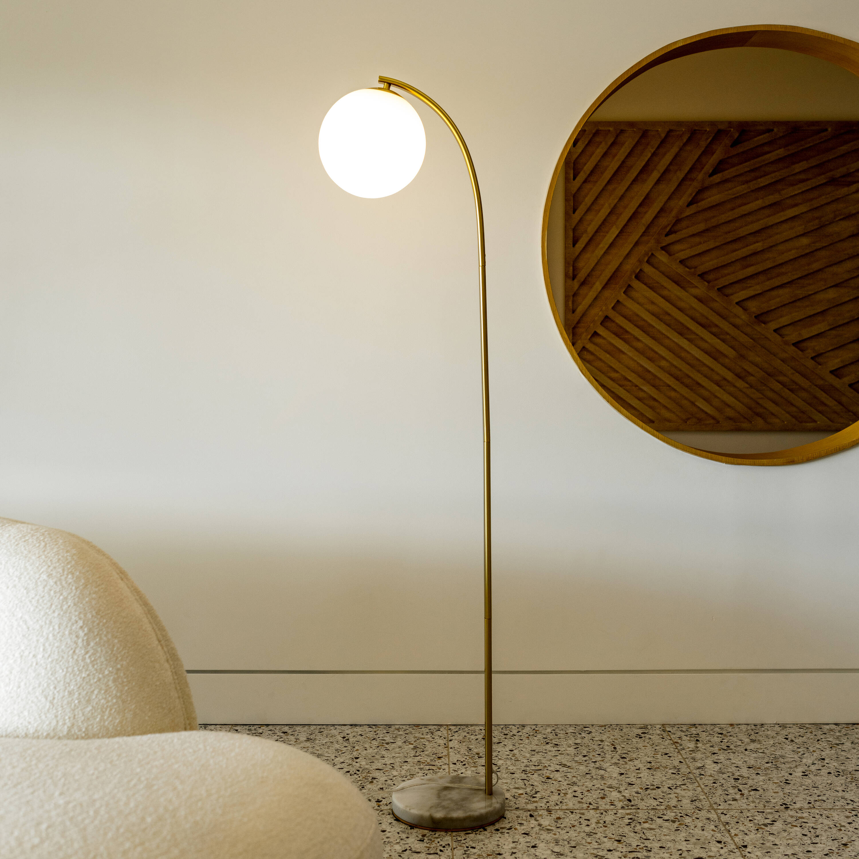 Brightech FL-LNDRP-BRS floorlamps - View #9