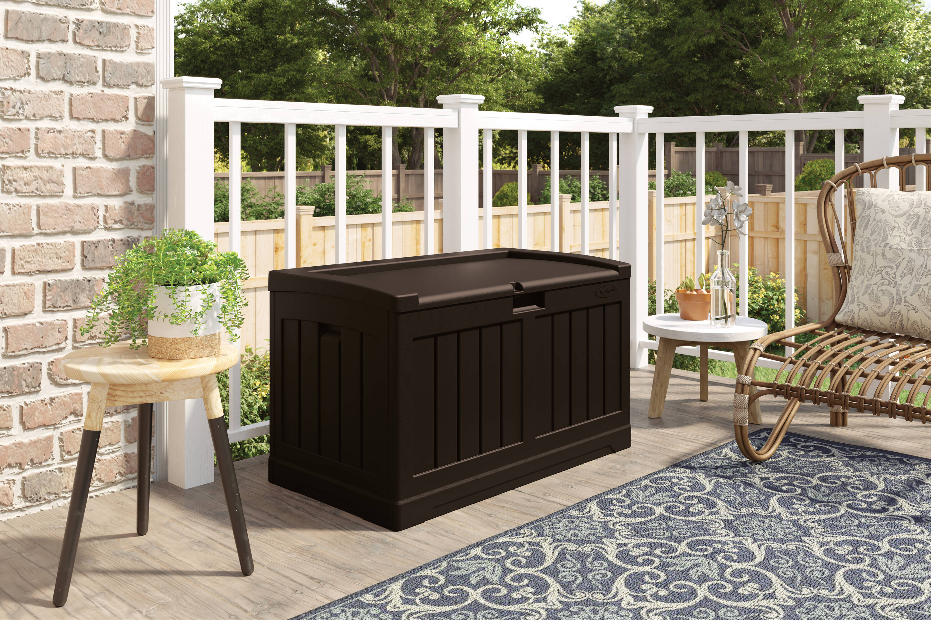 Suncast DB5525J Medium 20.25-in L x 36.75-in 50-Gallon Java Plastic Deck Box