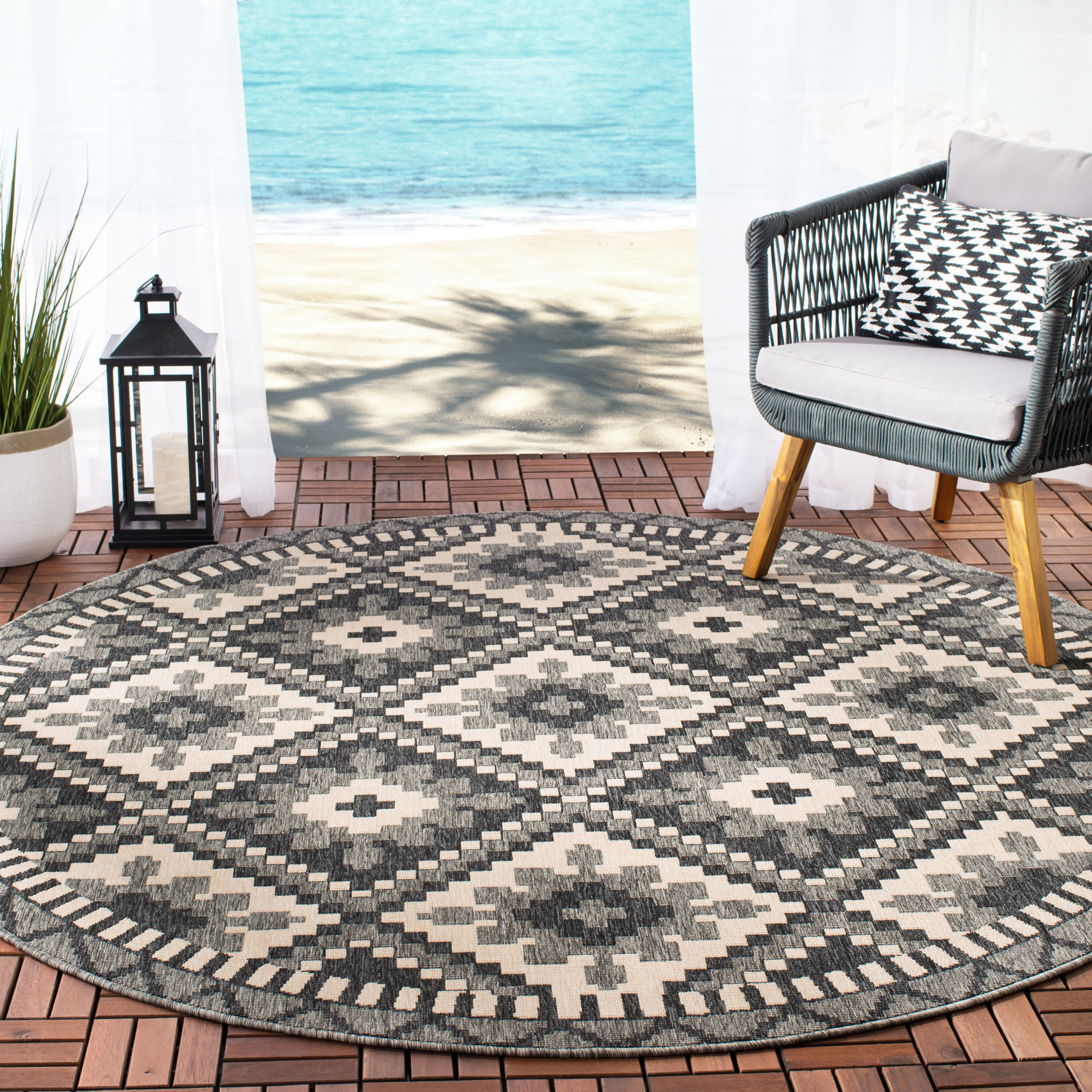 Safavieh VER096-3435-7R Veranda 7 x 7 (ft) Loomed Synthetic Gray/Beige Round Indoor/Outdoor Floral Area rug