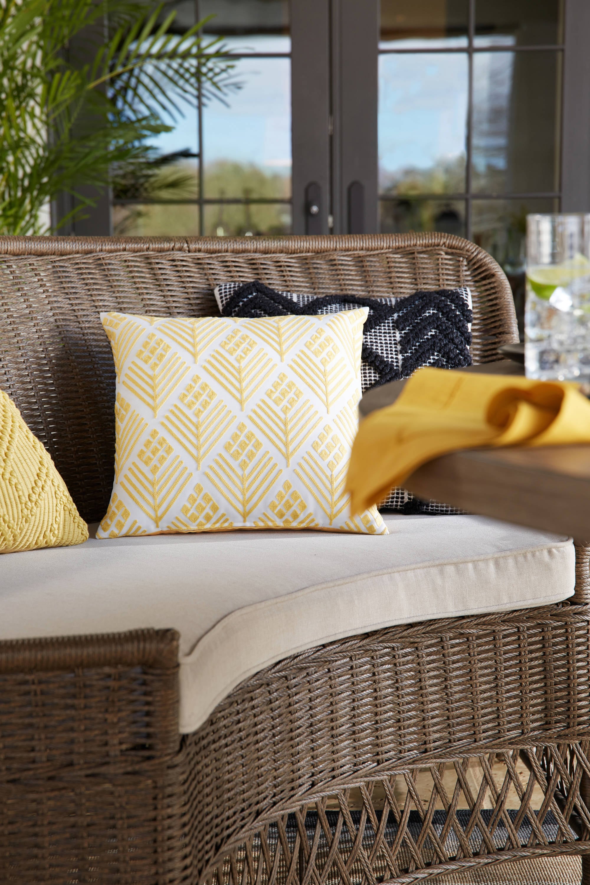 allen + roth 4955036 Outdoor-Accent-Pillows - View #2