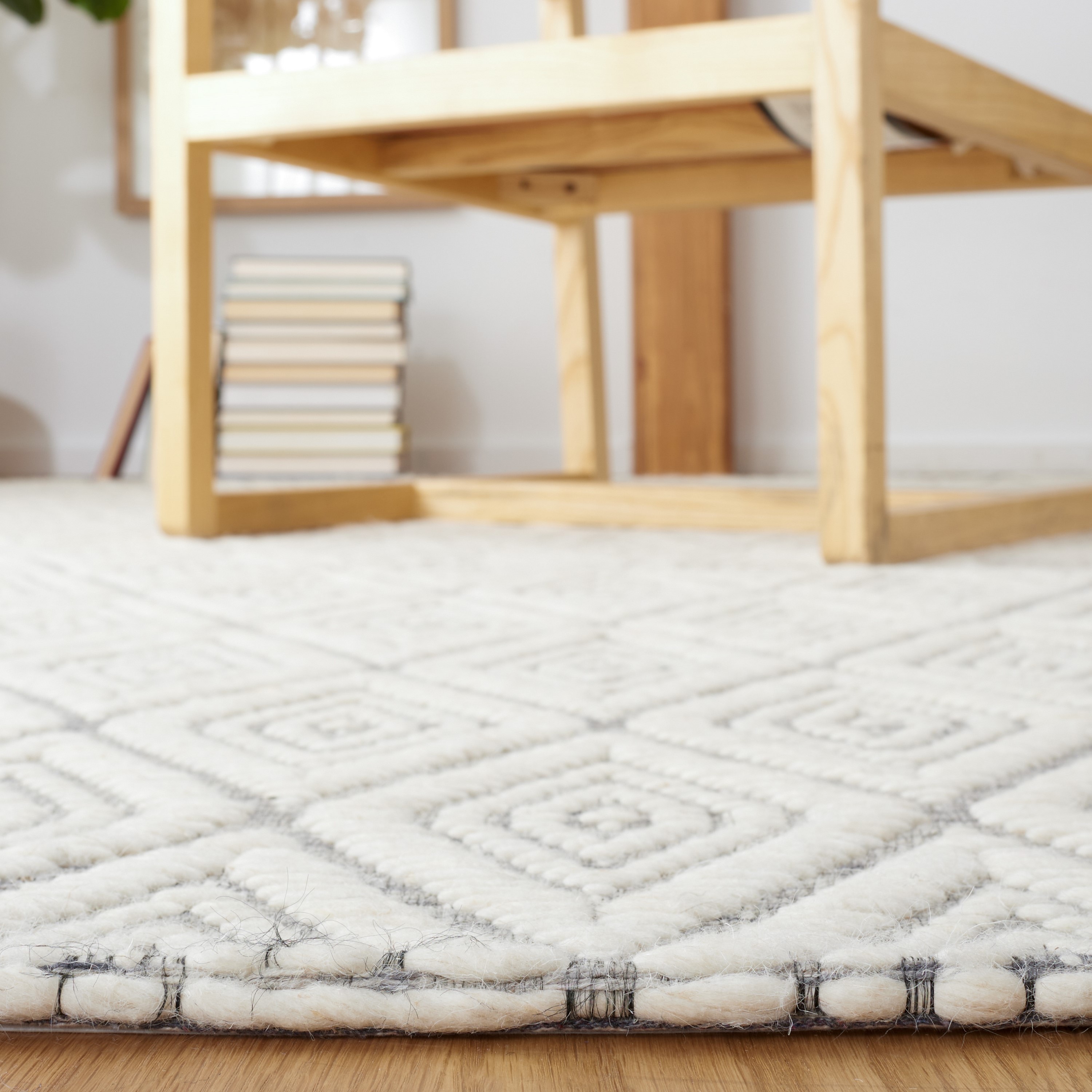Safavieh MRB308F-28 rugs - View #4