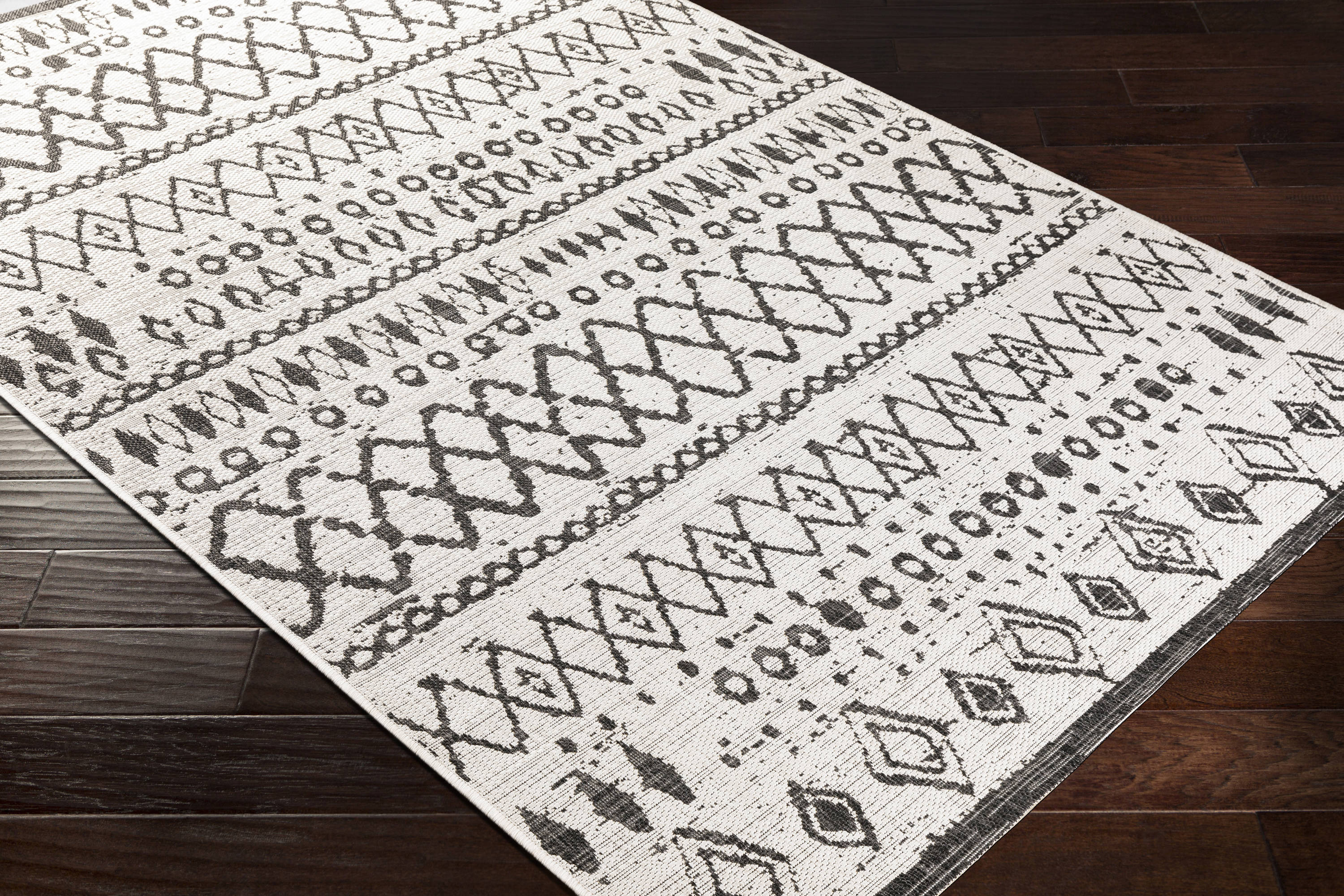 Surya EAG2341-710SQ rugs - View #6