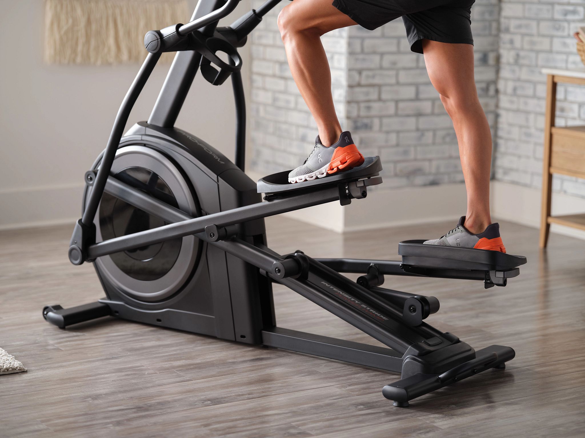 Carbon e7 online elliptical