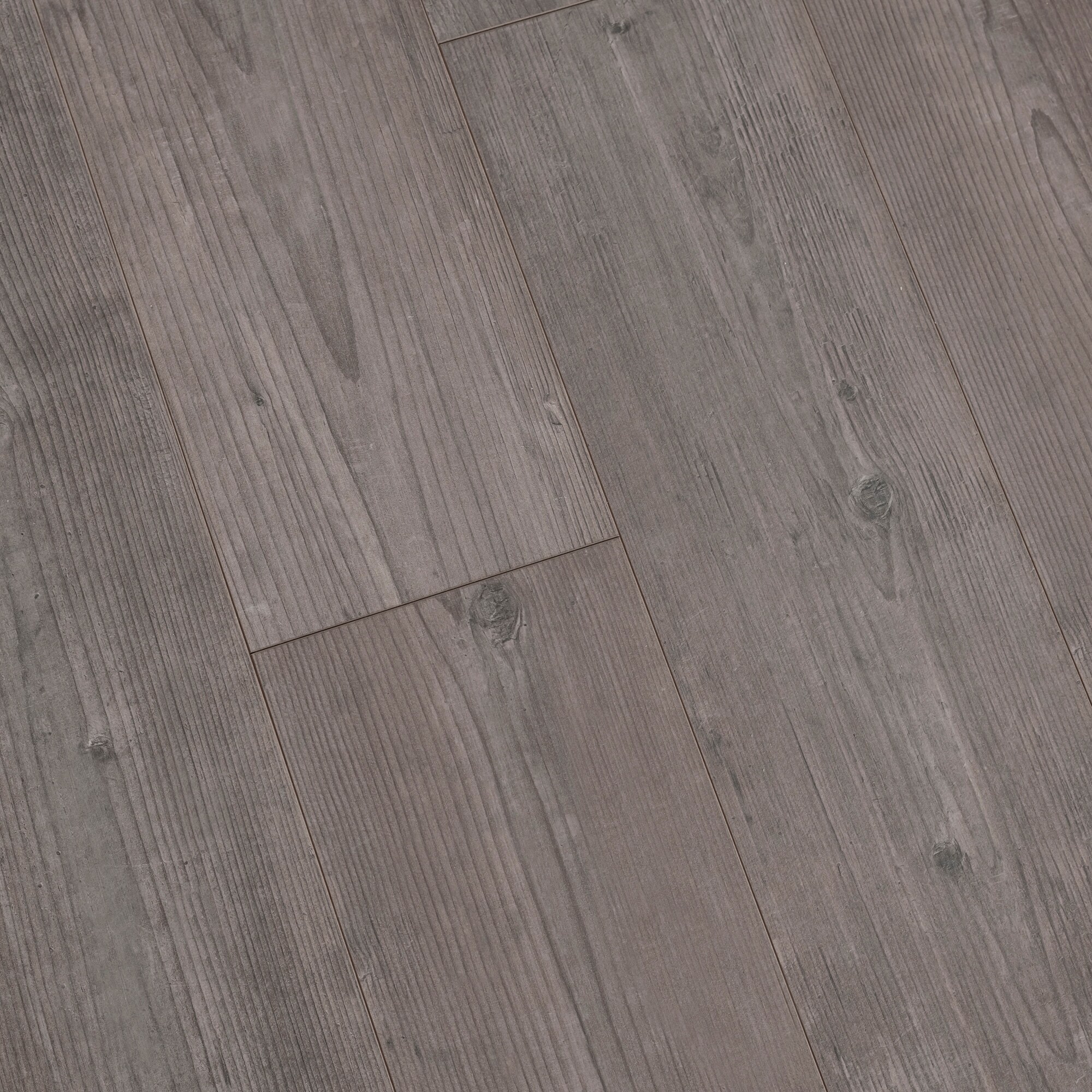 Xtra 7 x 47 x 12mm Laminate Flooring Pergo Color: Timeworn Pine