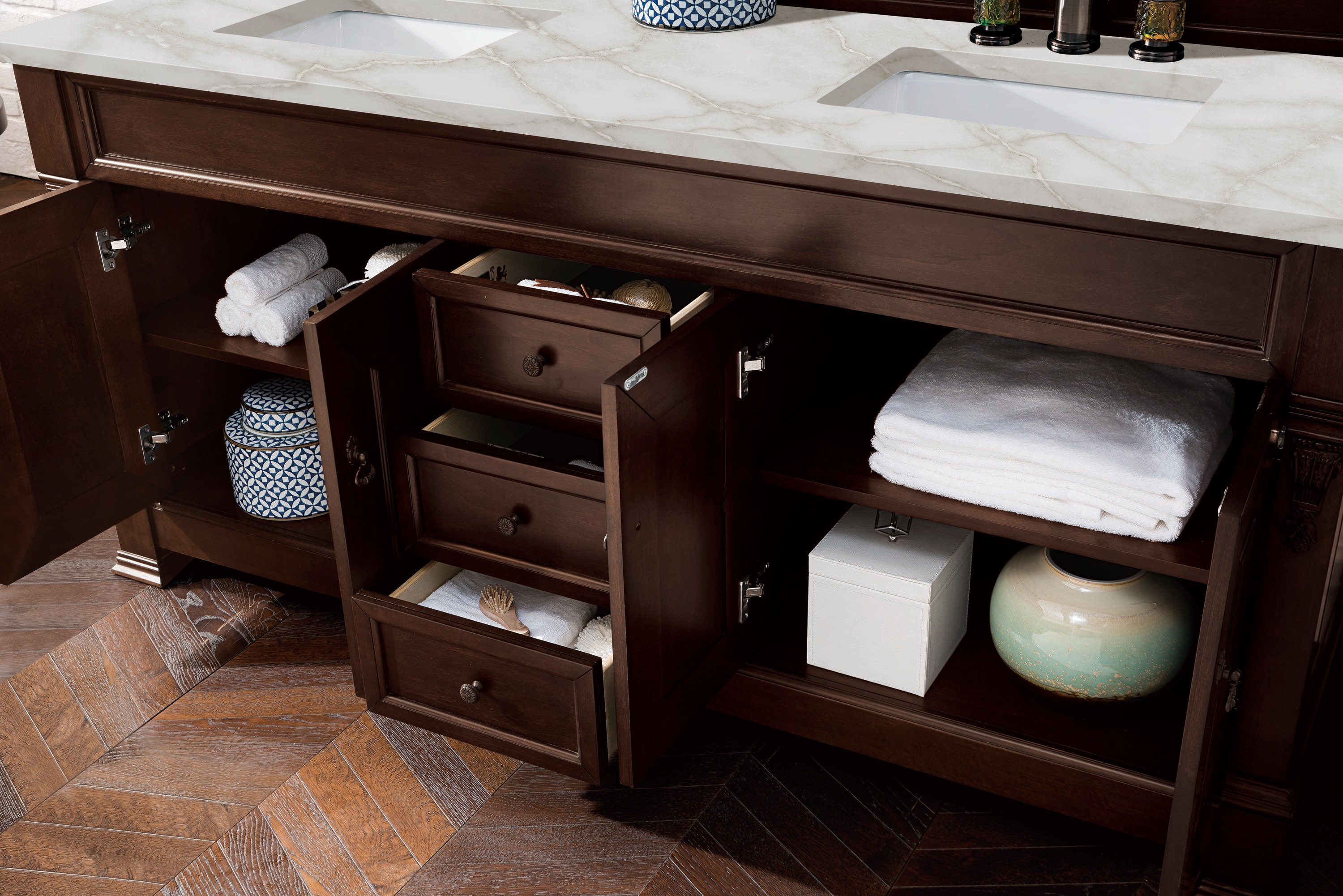 James Martin Vanities 147-114-5761-3VSL Bath-Vanity-Combo - View #4