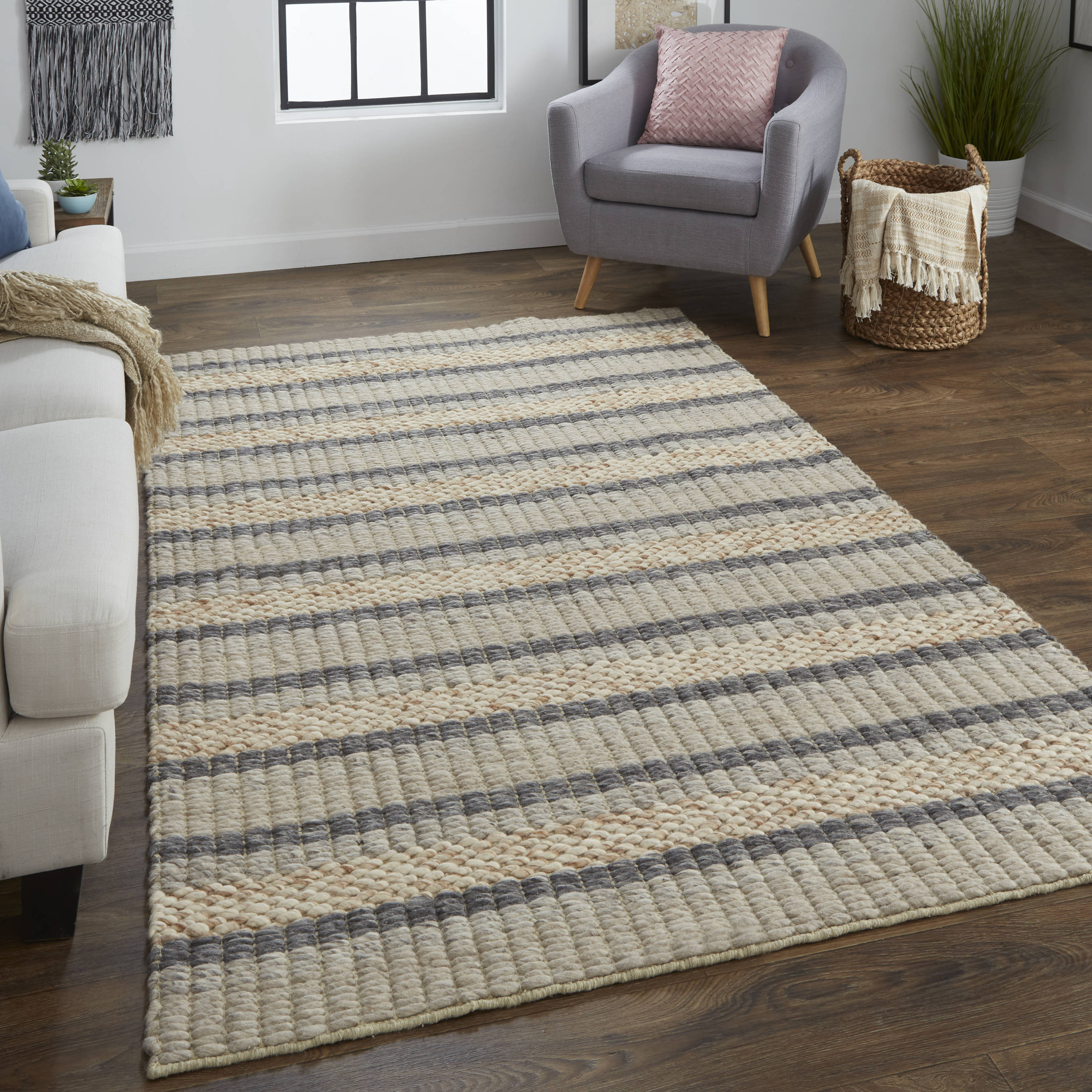 Handmade Gray and Beige Wool Striped Area Rug 3'6" x 5'6"