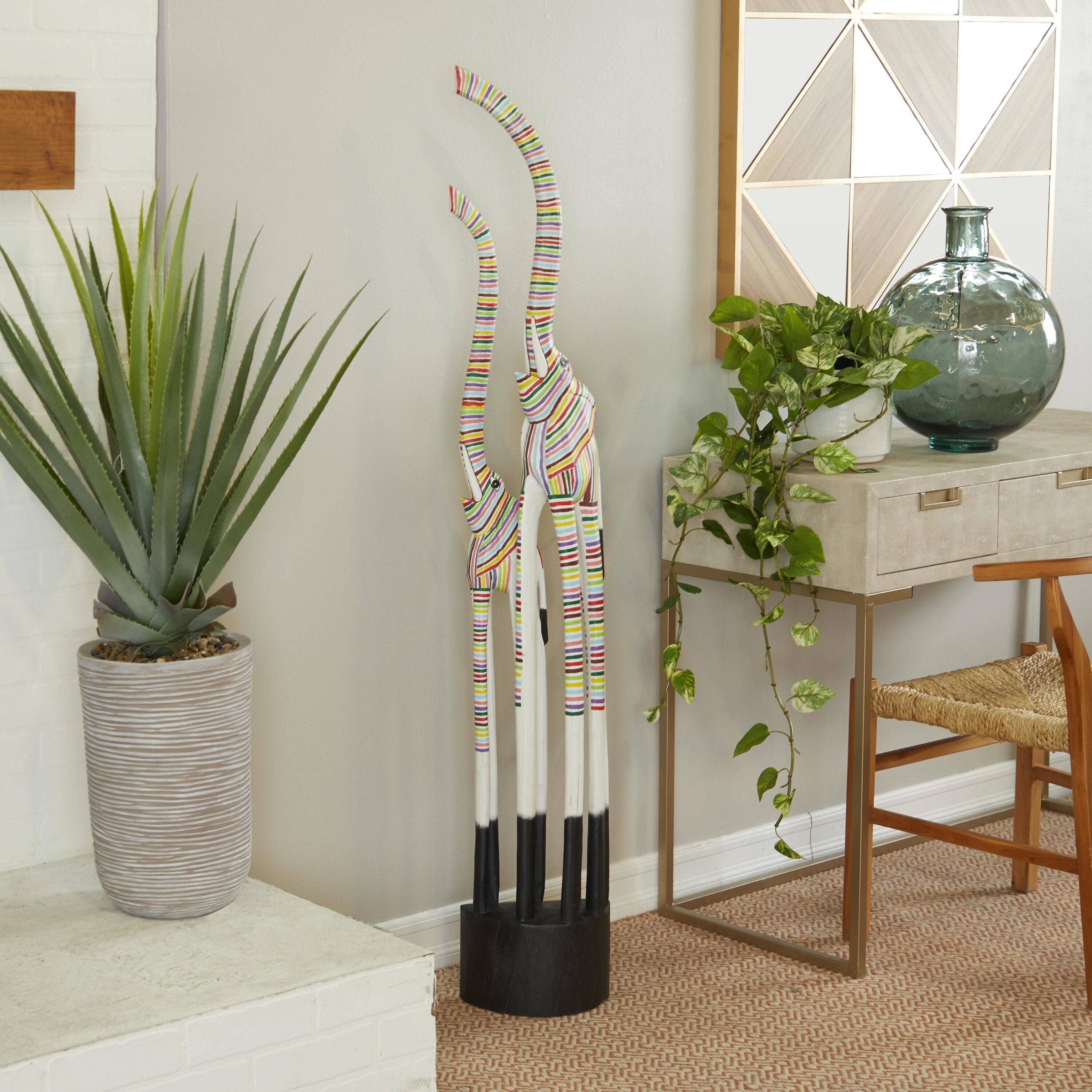 Grayson Lane 88624 Off-white Wood Art deco Sculpture