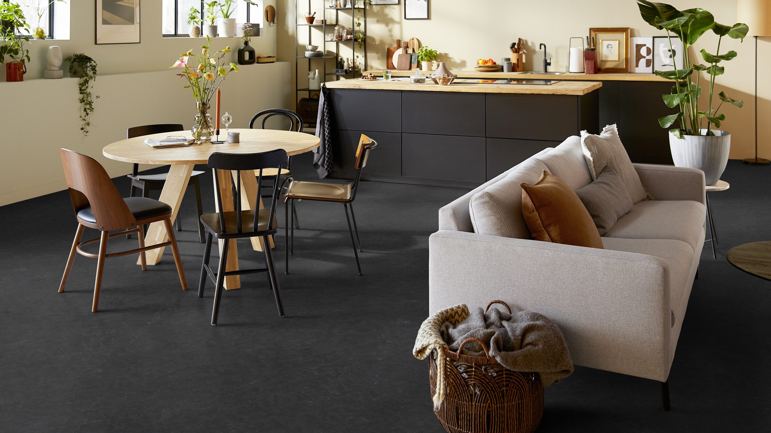 Forbo Flooring Systems 156343 Vinyl-Tiles - View #5
