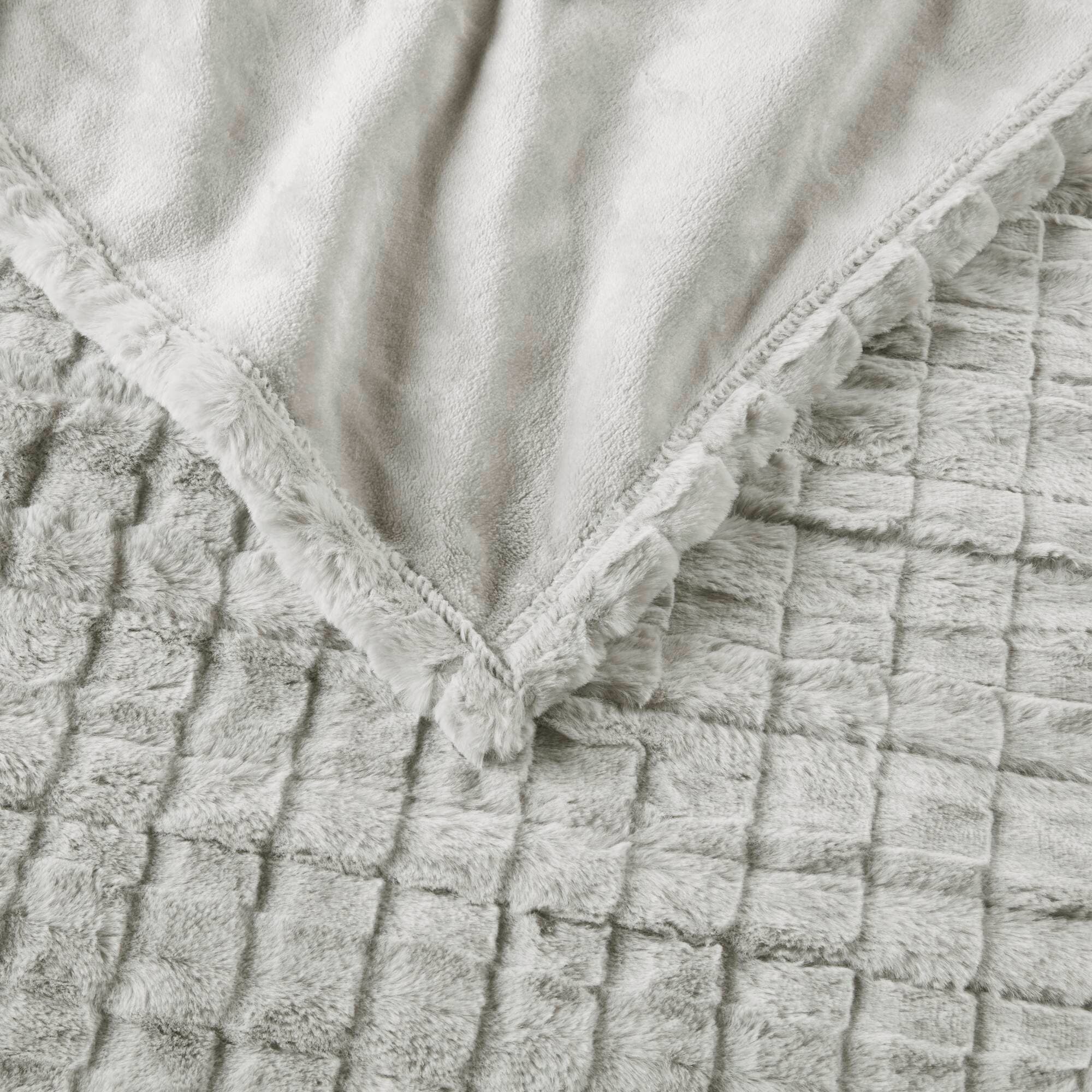 Beautyrest BR54-4698 Blankets-And-Throws - View #2