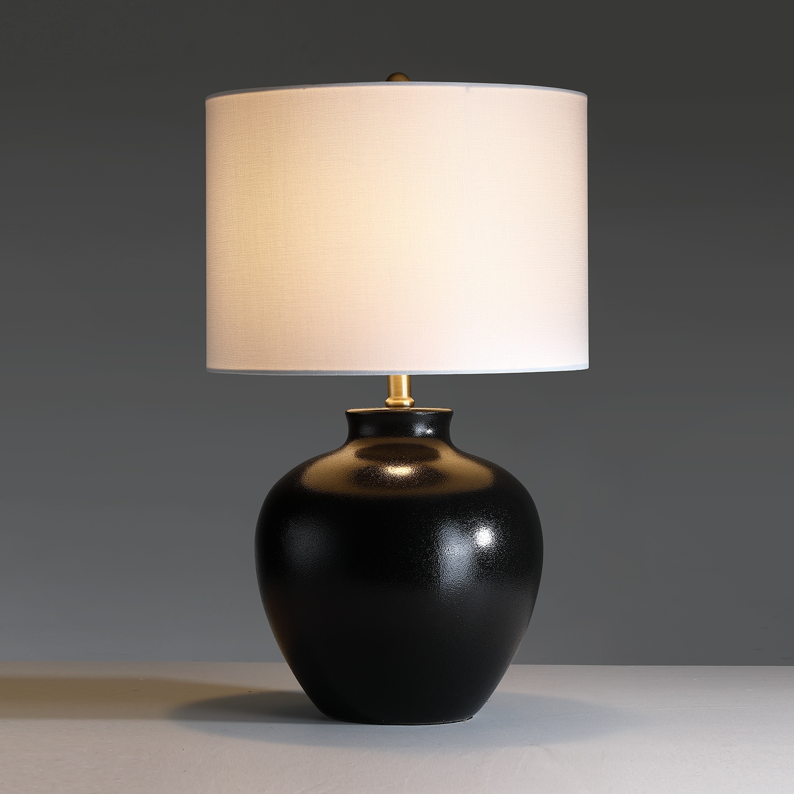 True Fine 23-in Black 3-way Table Lamp with Fabric Shade