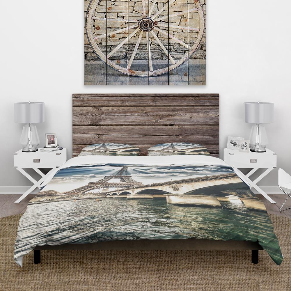 Designart BED8746-Q bedding - View #2
