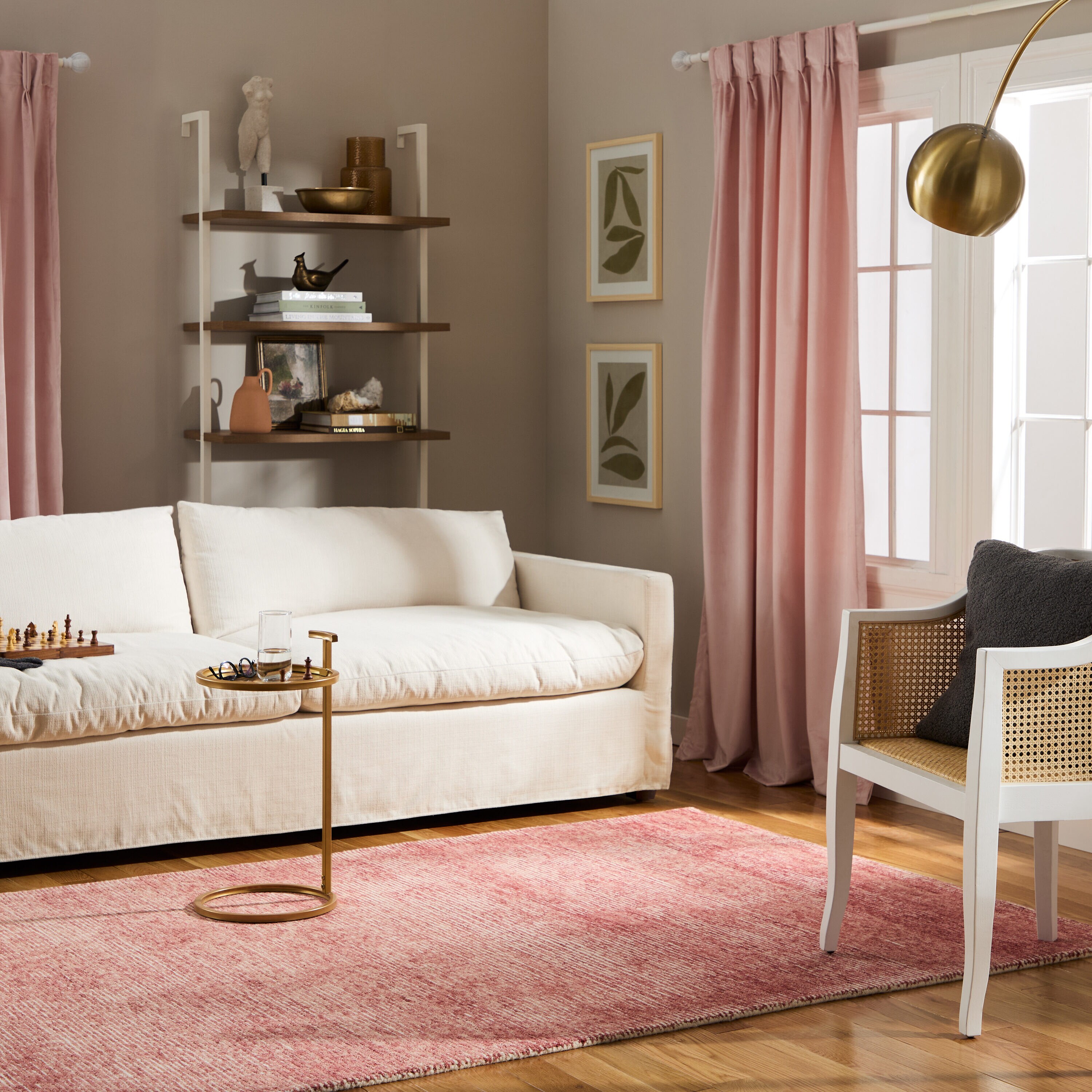 Town & Country Living 10-01-200 rugs - View #2