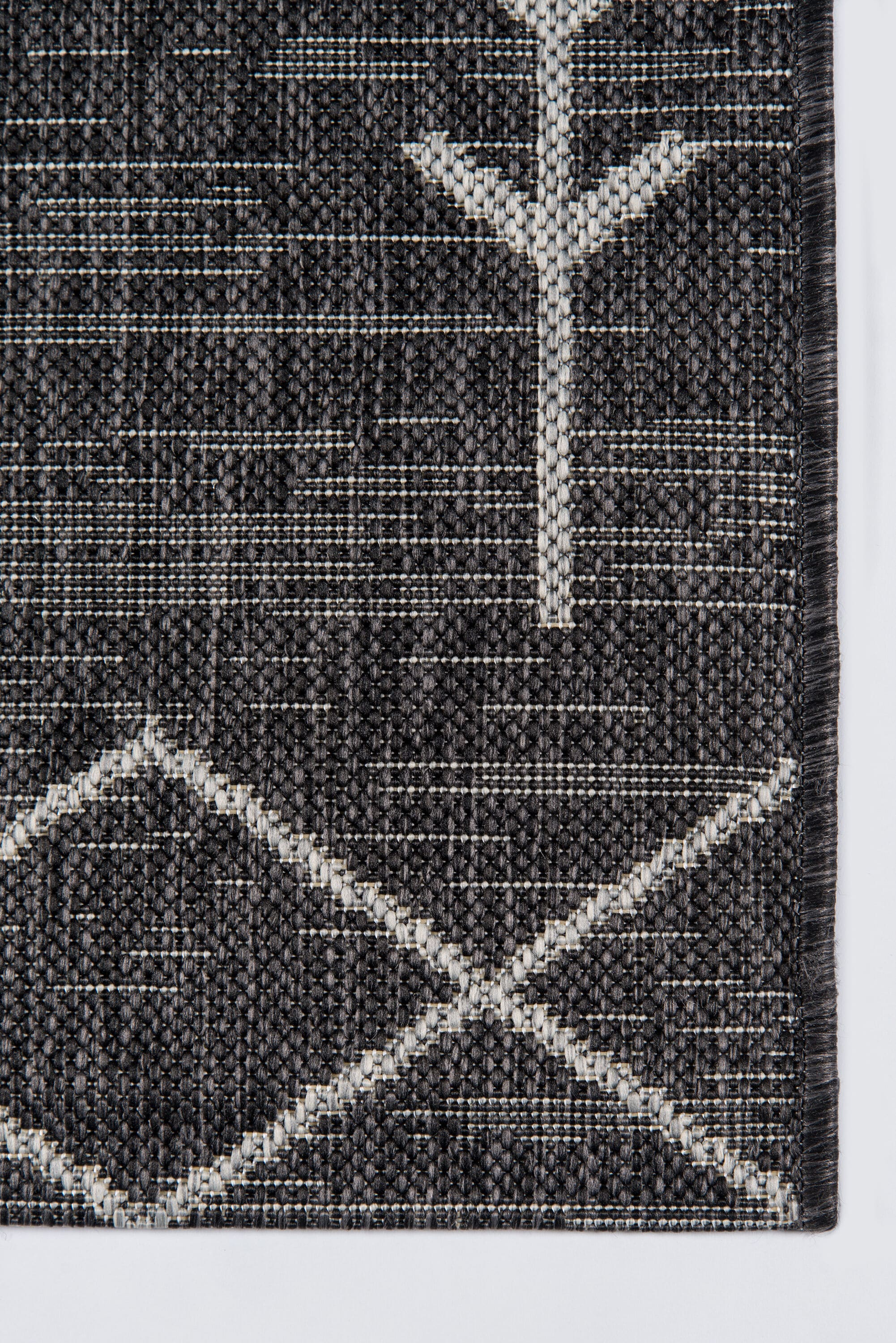 Momeni VILLAVI-08CHR3B57 rugs - View #3