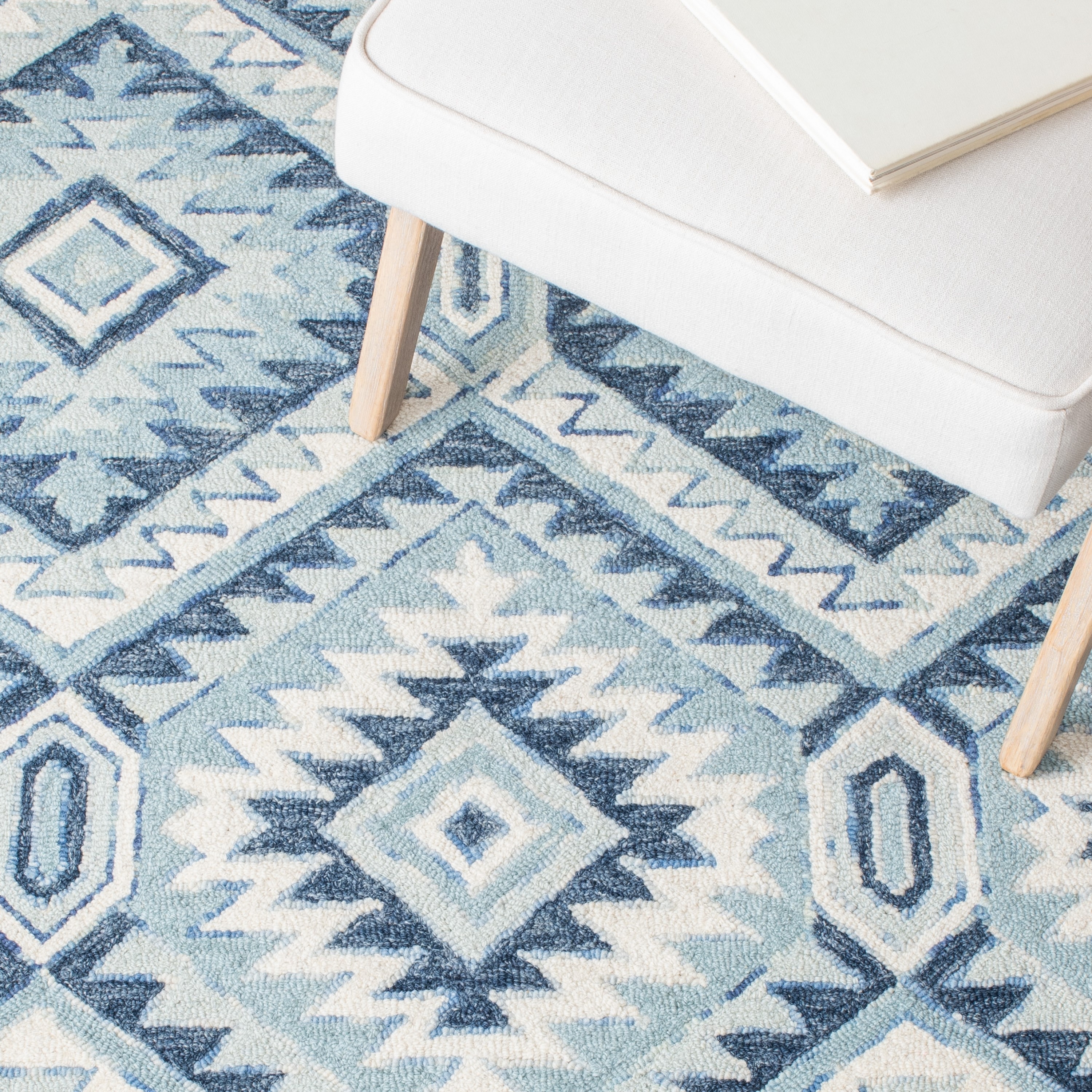 Hand-Tufted Classic Blue Wool Rectangular Area Rug