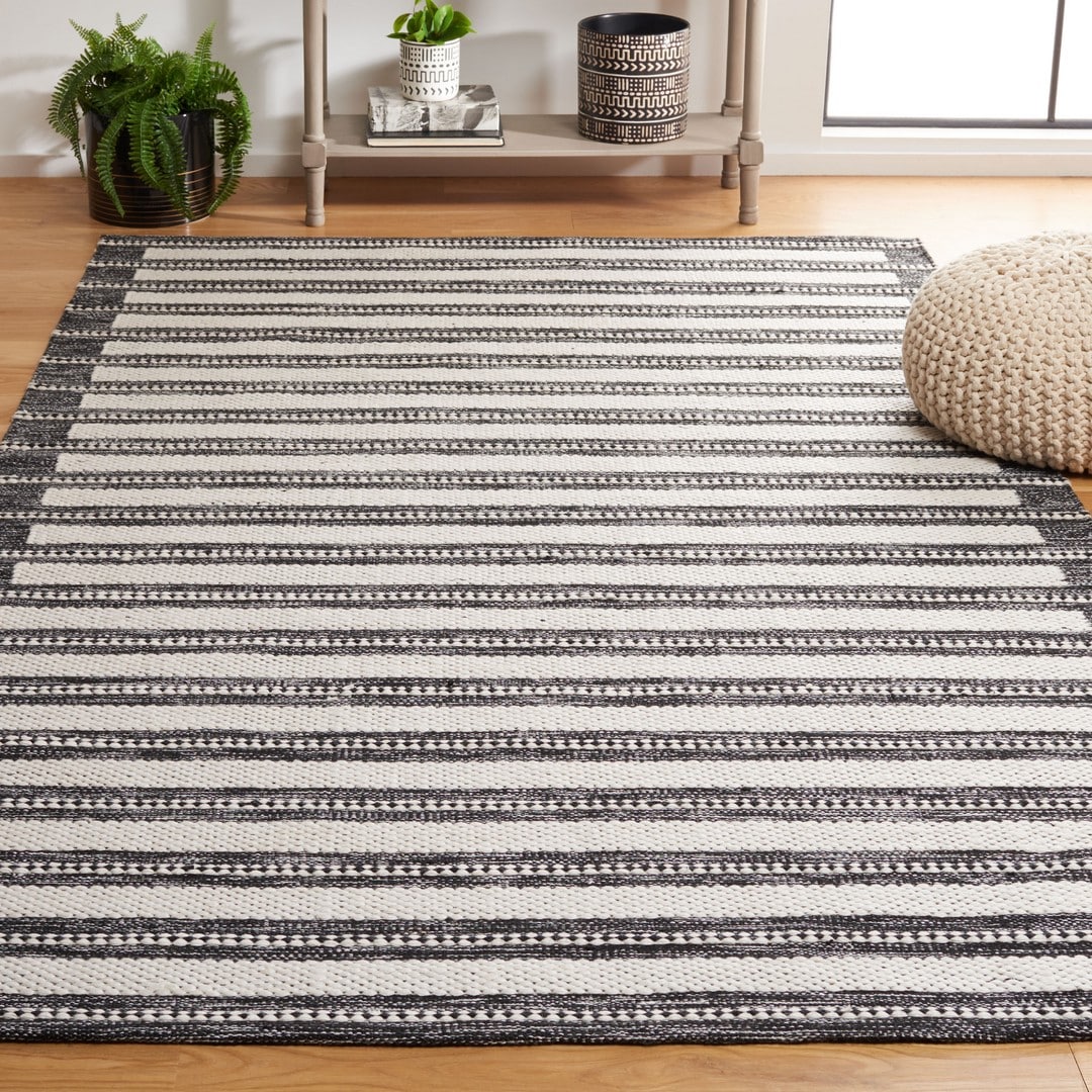  Kilim 441 Black/Ivory Contemporary 6Ft x 9Ft Medium Rectangle Rug