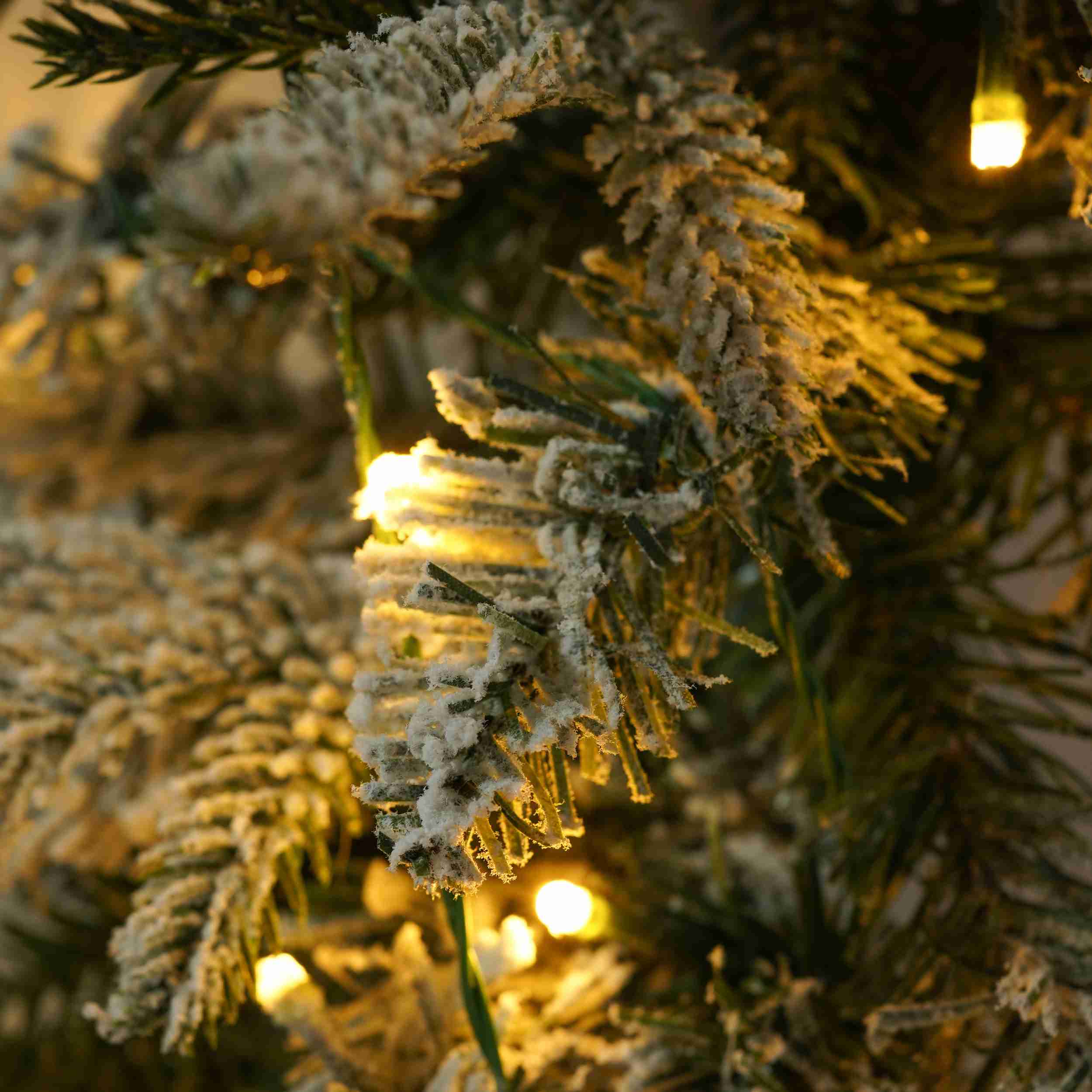 Runesay CHTREE-09 Artificial-Christmas-Trees - View #10