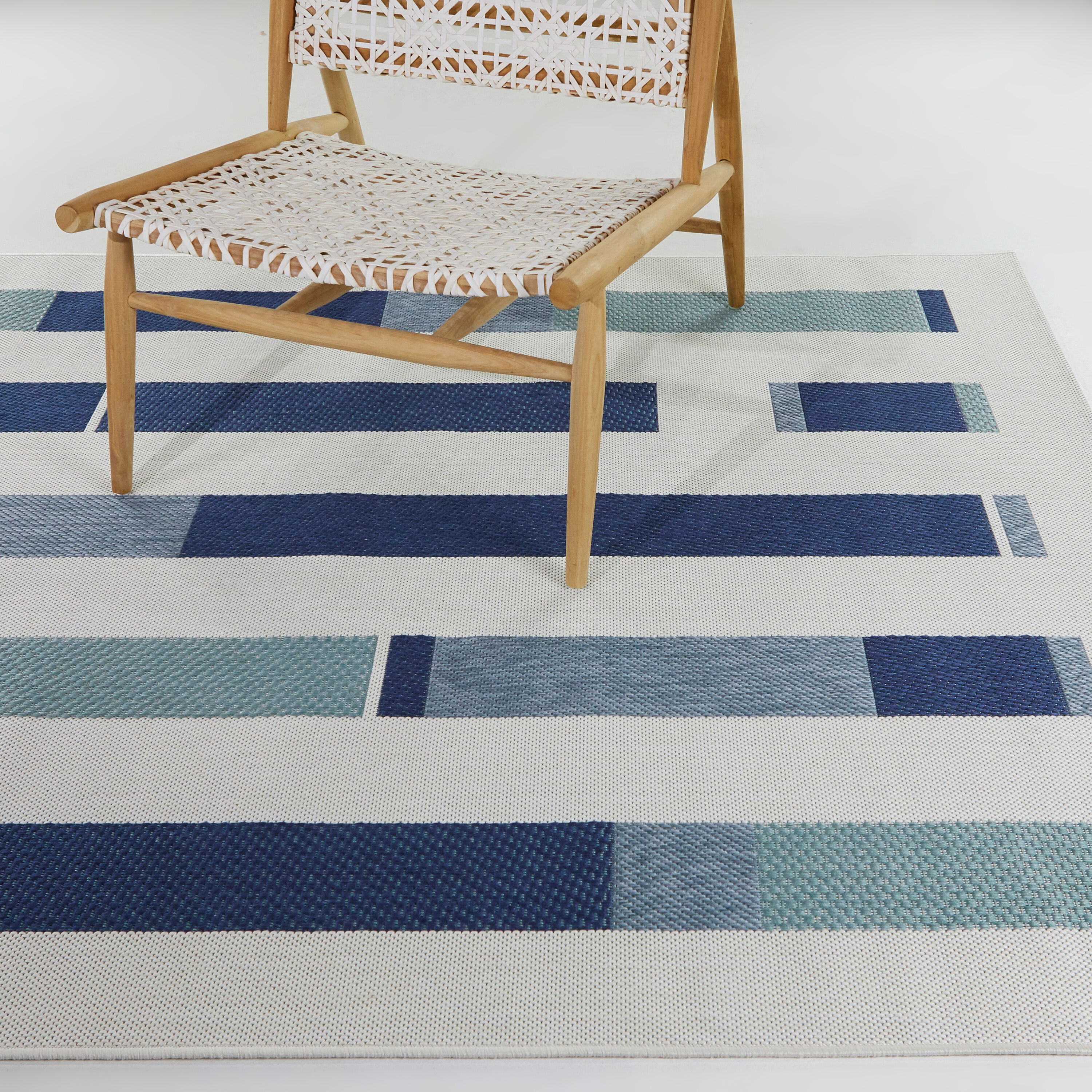 Balta 3105977 8 x 10 (ft) Polypropylene Navy Rectangular Indoor/Outdoor Abstract Area rug