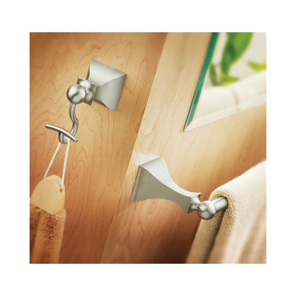Moen DN8324BN d060350 - View #2