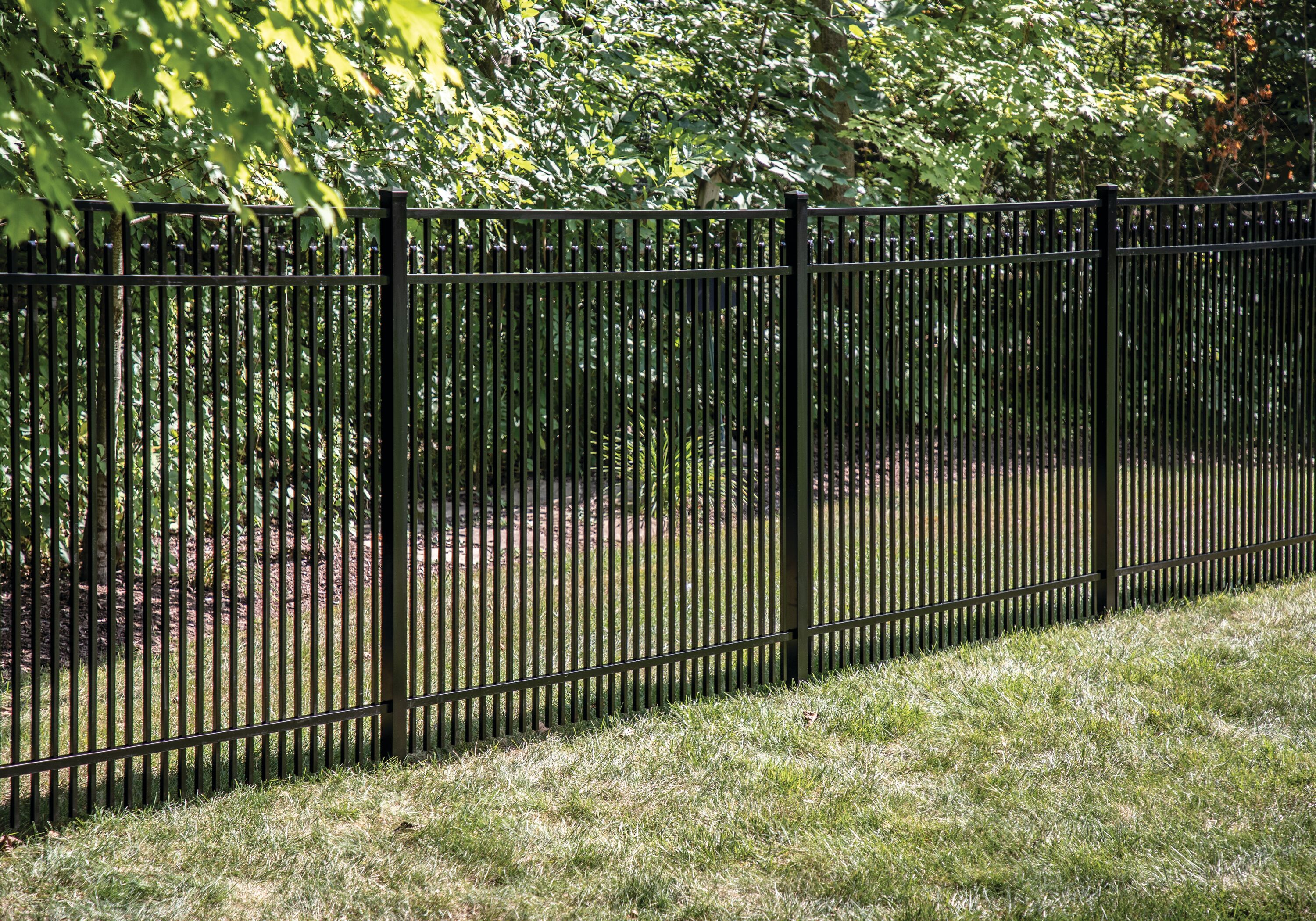 Shop Freedom Freedom 5x6 York Aluminum Fence at Lowes.com