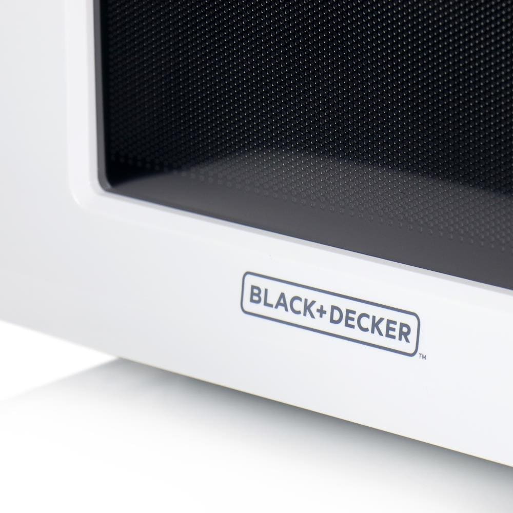 🍏 Black + Decker 0.7 Cubic Foot 700 Watt Stainless Steel Microwave,  839724012835