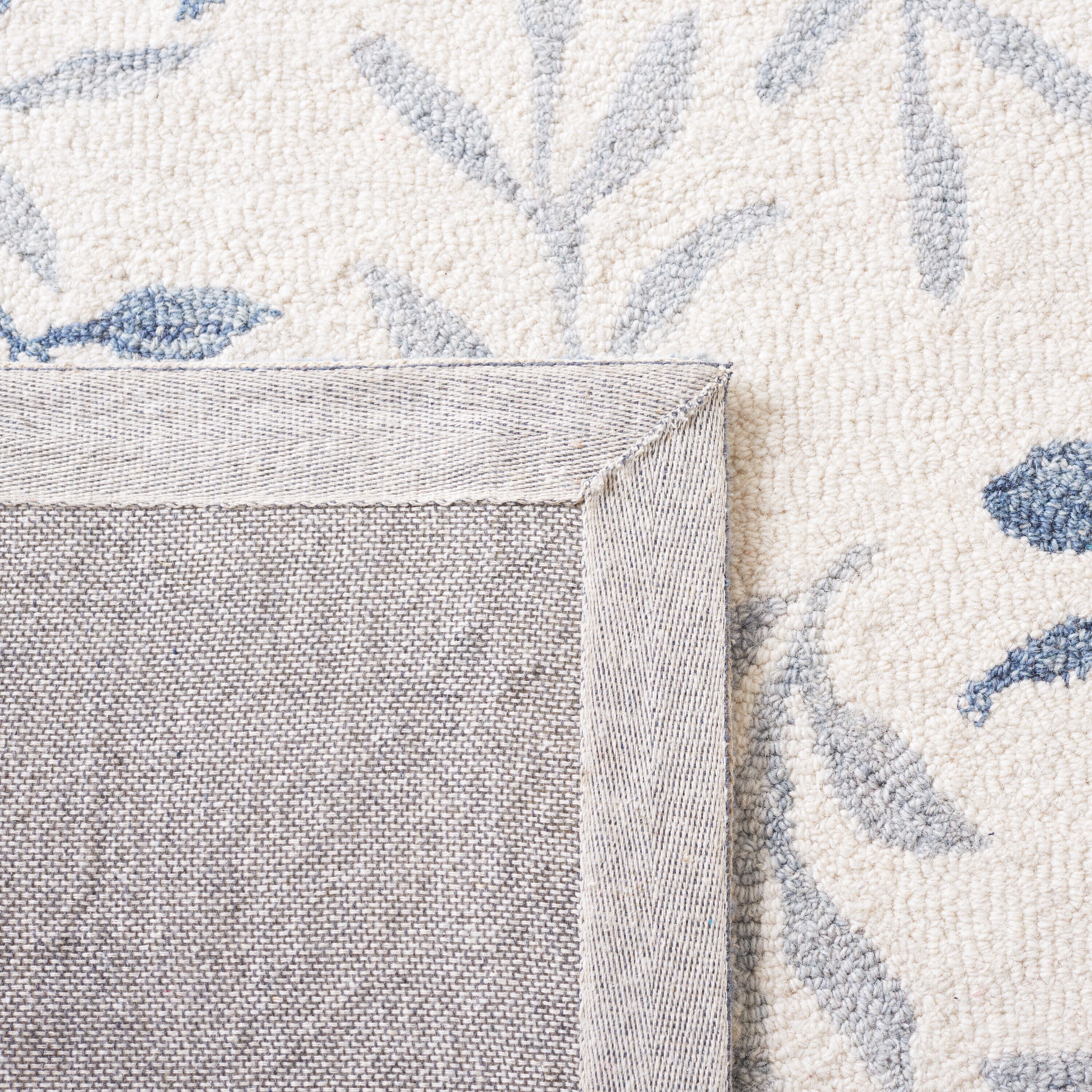 Safavieh JAR752A-28 rugs - View #3