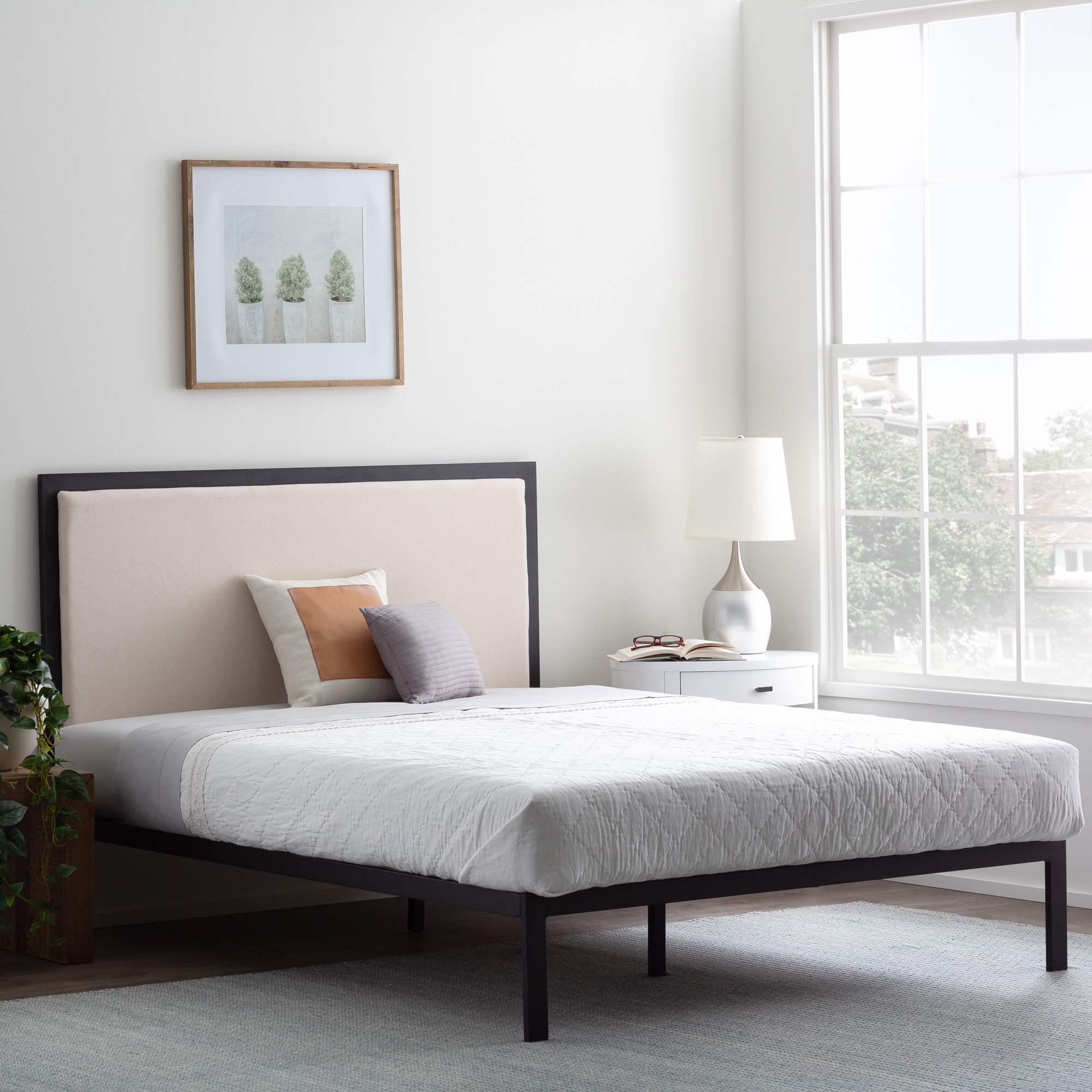 Brookside DC0001MUBQQIV Cream Queen Upholstered Platform Bed