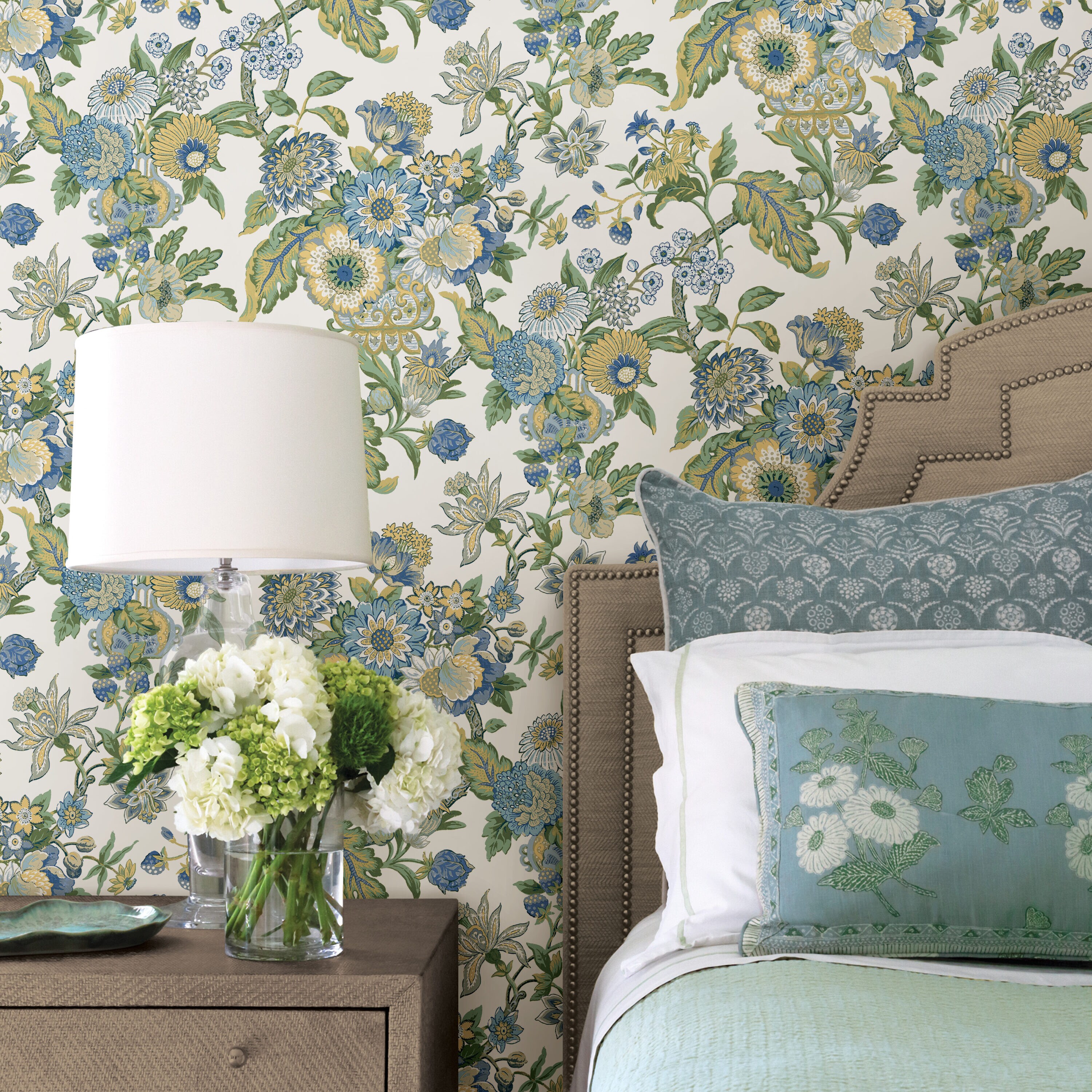 Waverly Waverly Graceful Garden Peel and Stick Wallpaper in the