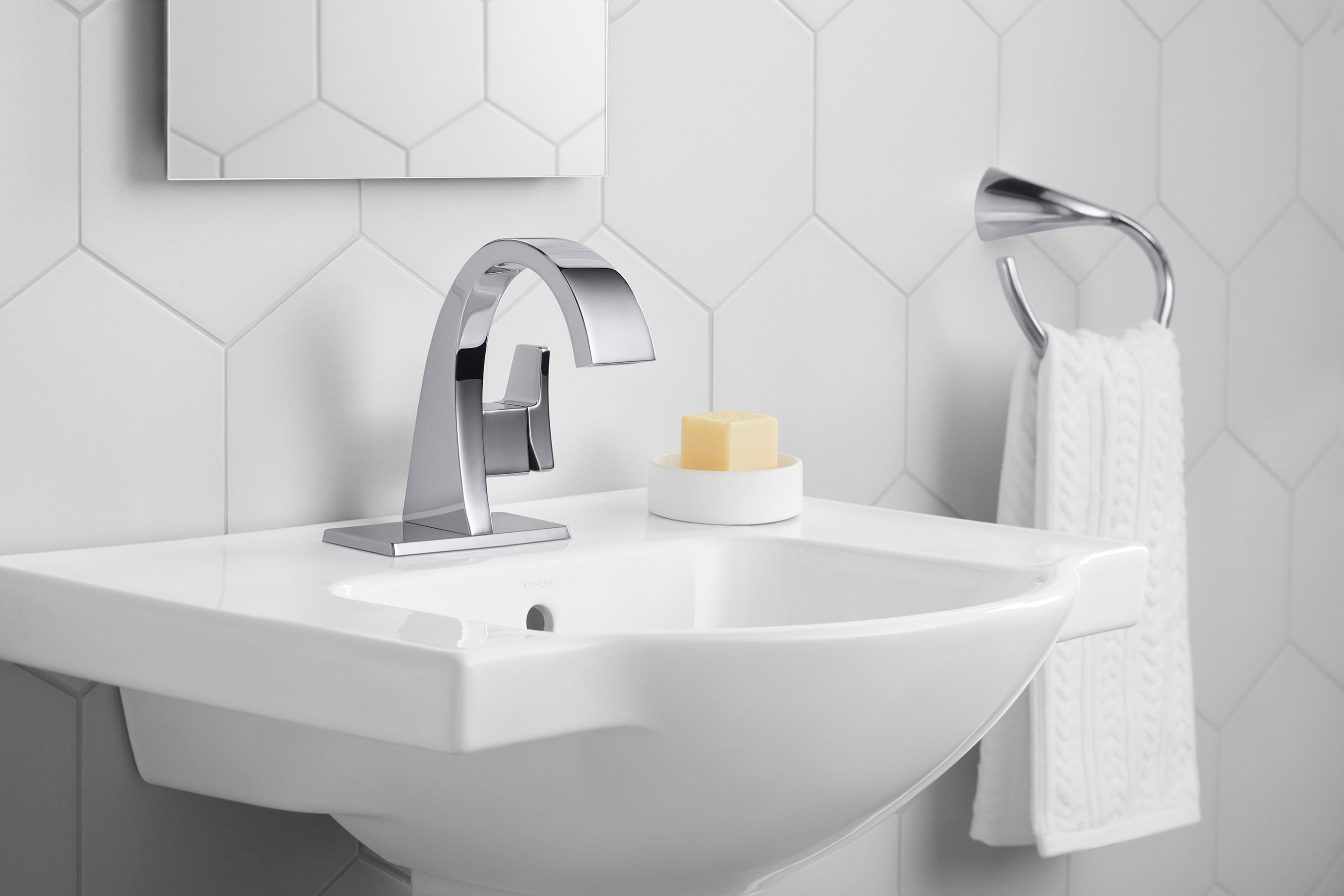 KOHLER 5248-4-0 Veer Vitreous china Traditional White Pedestal Sink Top ( 24-in x 18.2500-in x 8.0000-in )