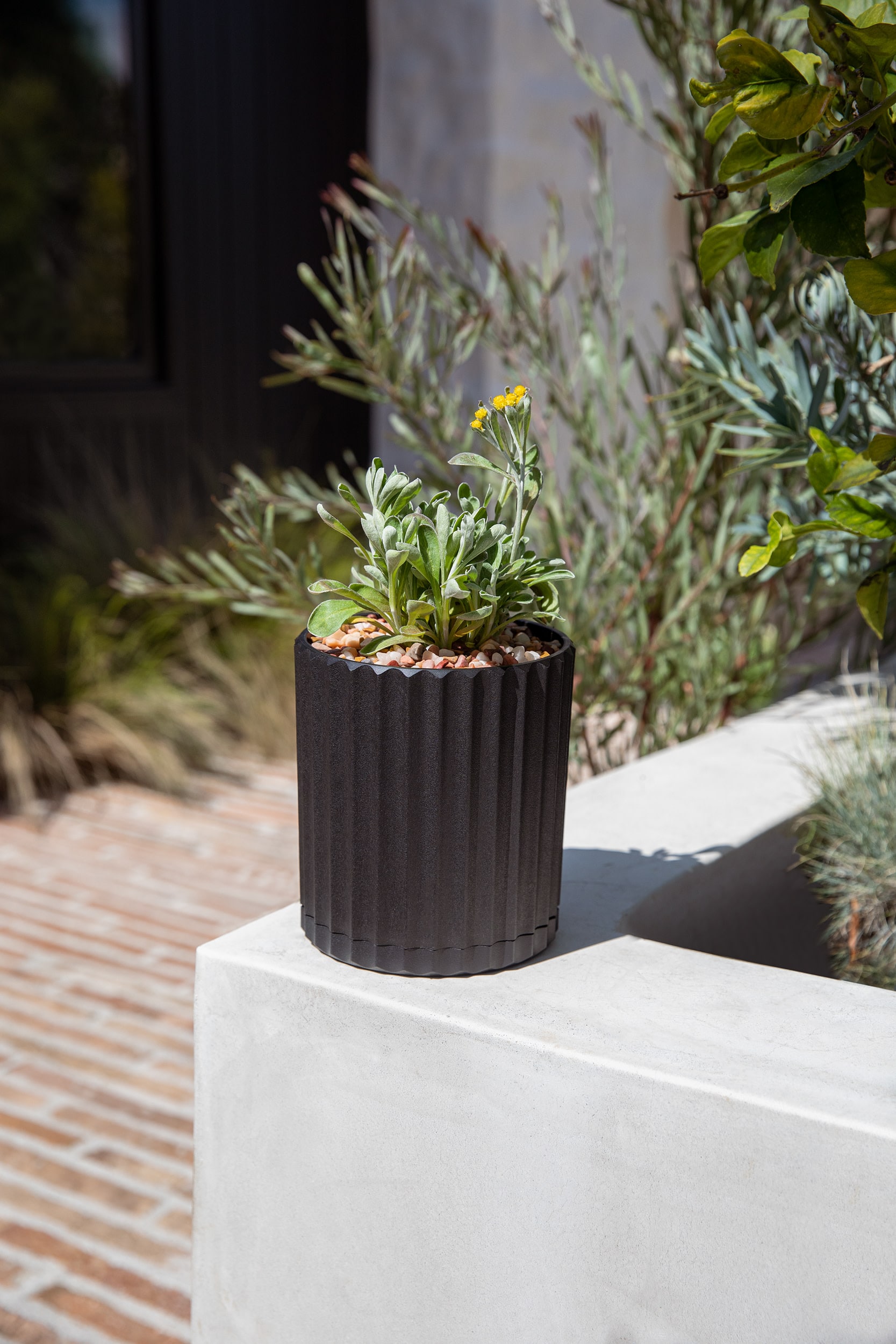 Veradek DMV6B-2PK Planter-Window-Box - View #4