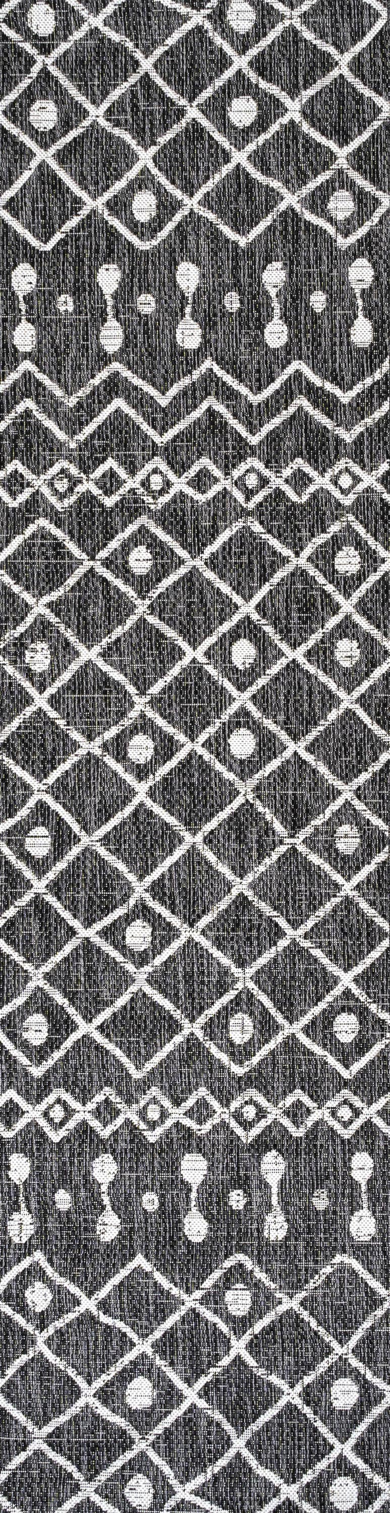 Black and Ivory Geometric Bohemian Indoor/Outdoor Rug