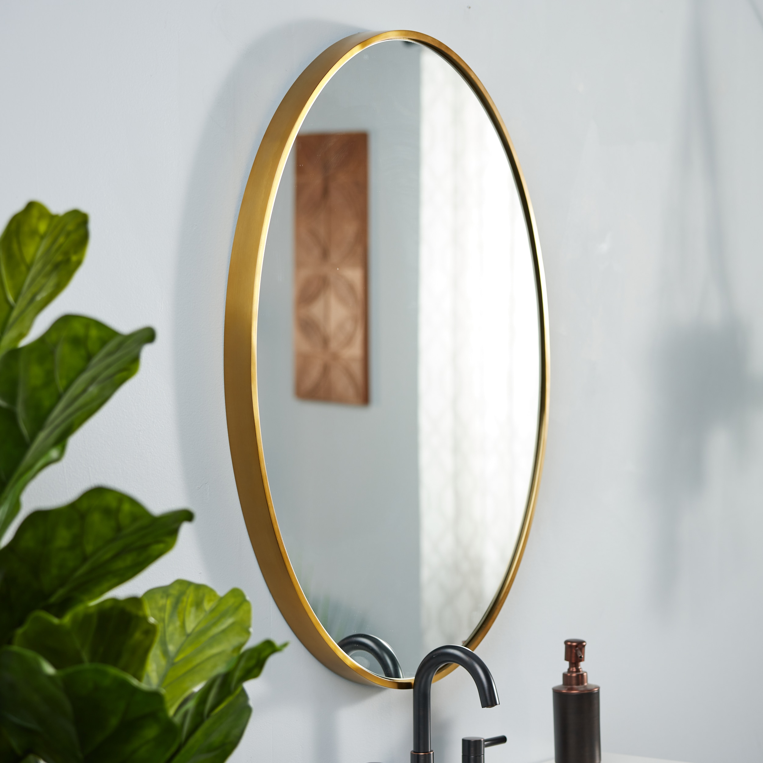 Minimalist Full-Length Oval Wall Mirror in Gold Finish