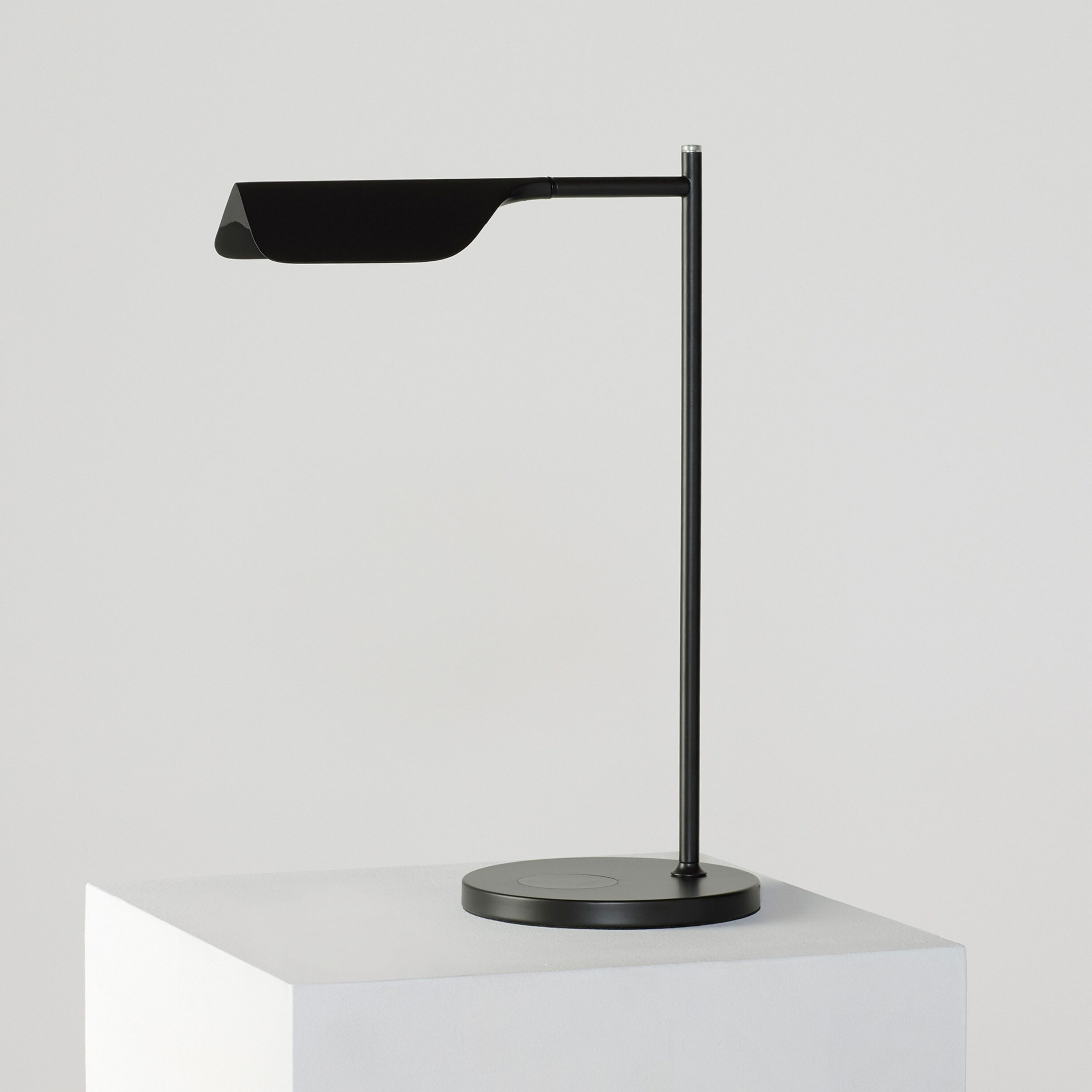 Brightech TL-LEAF-BLK Desk-Table-Lamps - View #2