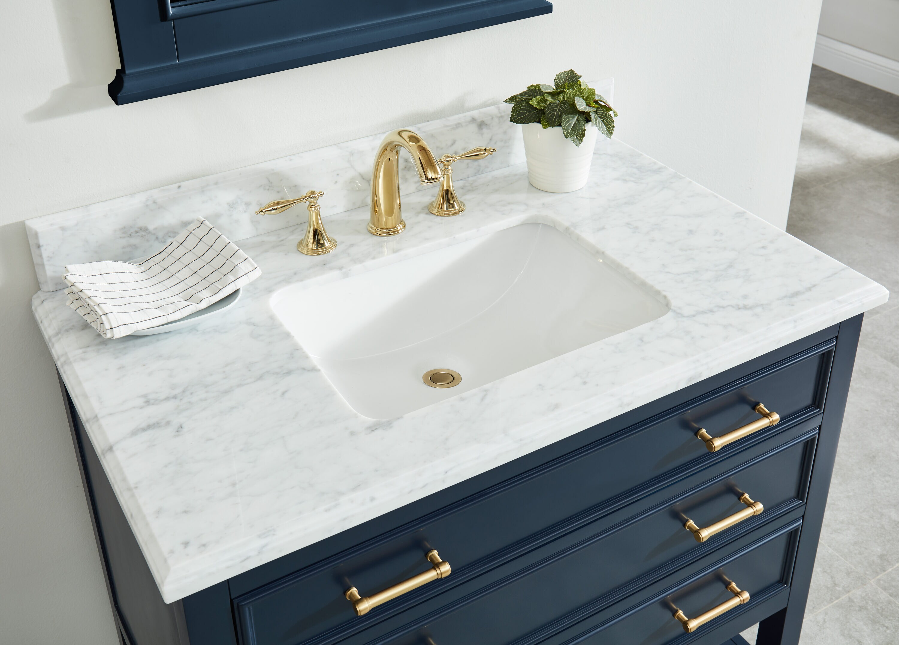 Allen + Roth Presnell 61-in Dove White Double Sink Bathroom Vanity with Carrara White Natural Marble Top | 261065