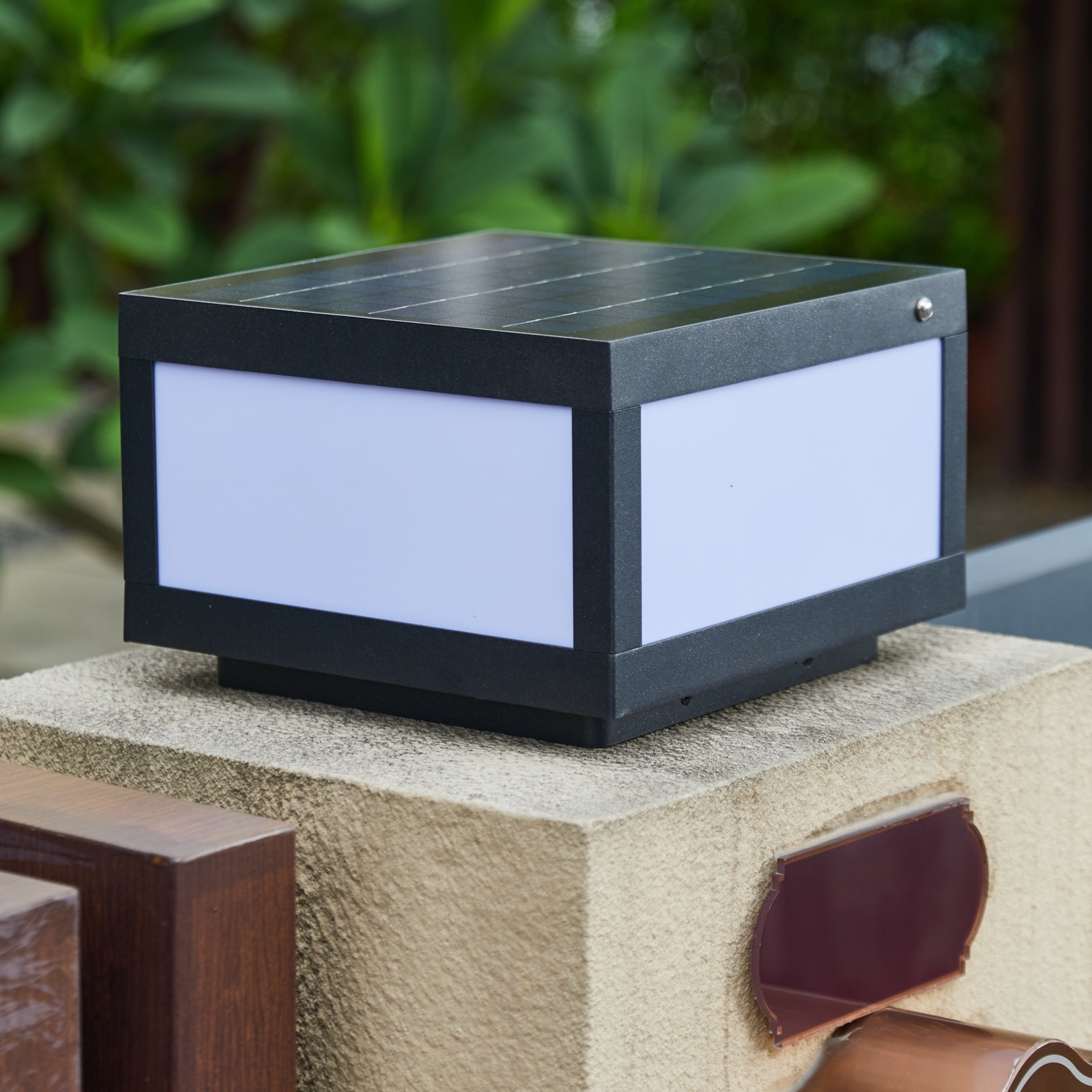 Forclover WYL3-PK1903 Solar Wall Lamp With Dimmable LED