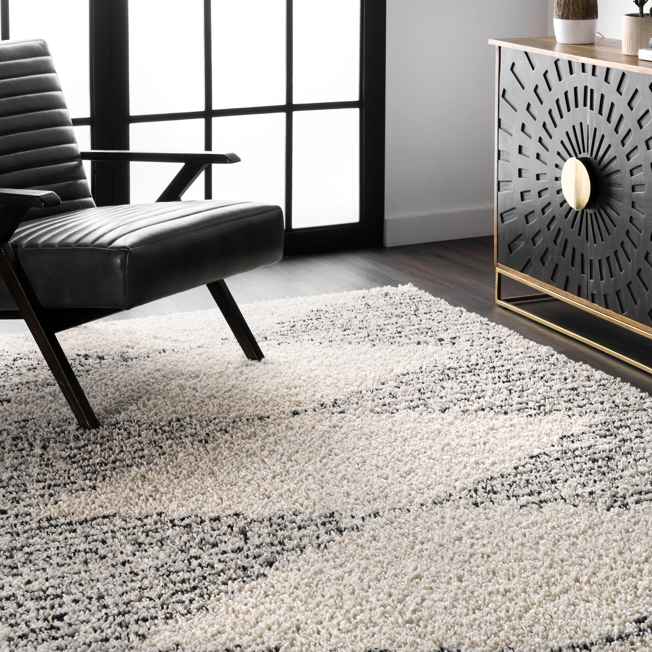 Scarlette Off-White and Charcoal Diamond Shag Runner Rug