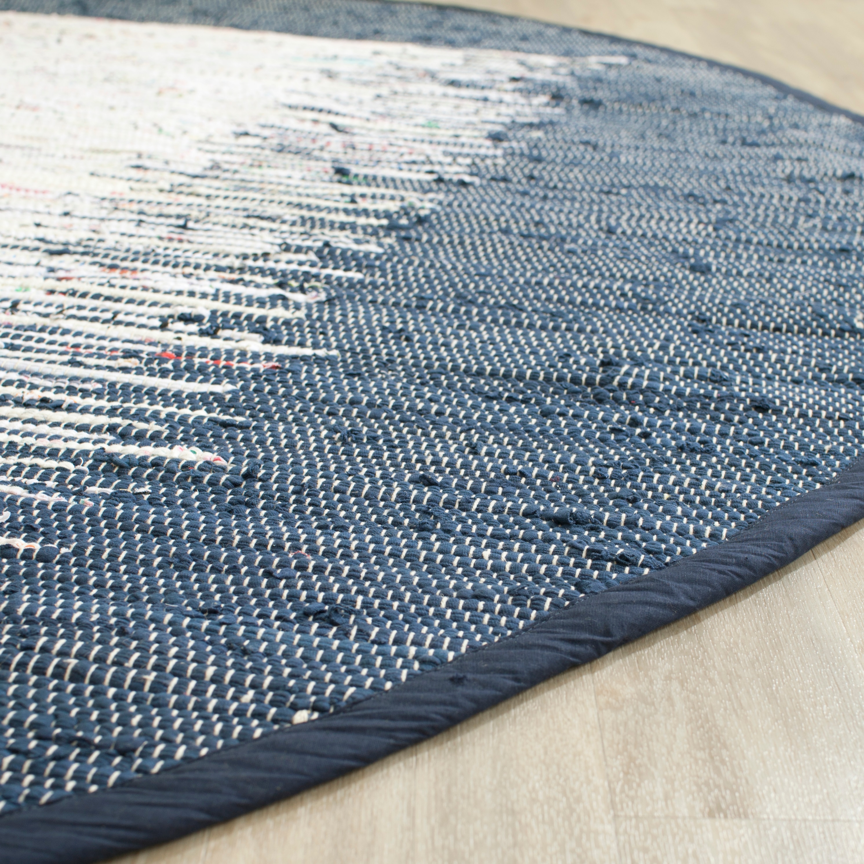Safavieh MTK711L-4R rugs - View #3