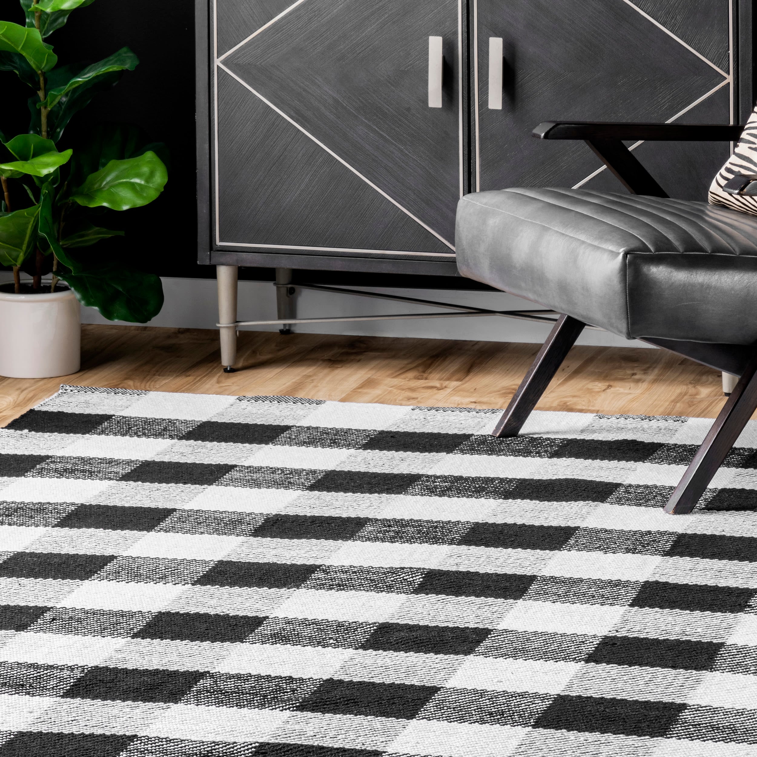 Black and White Buffalo Plaid Cotton 10' x 14' Area Rug