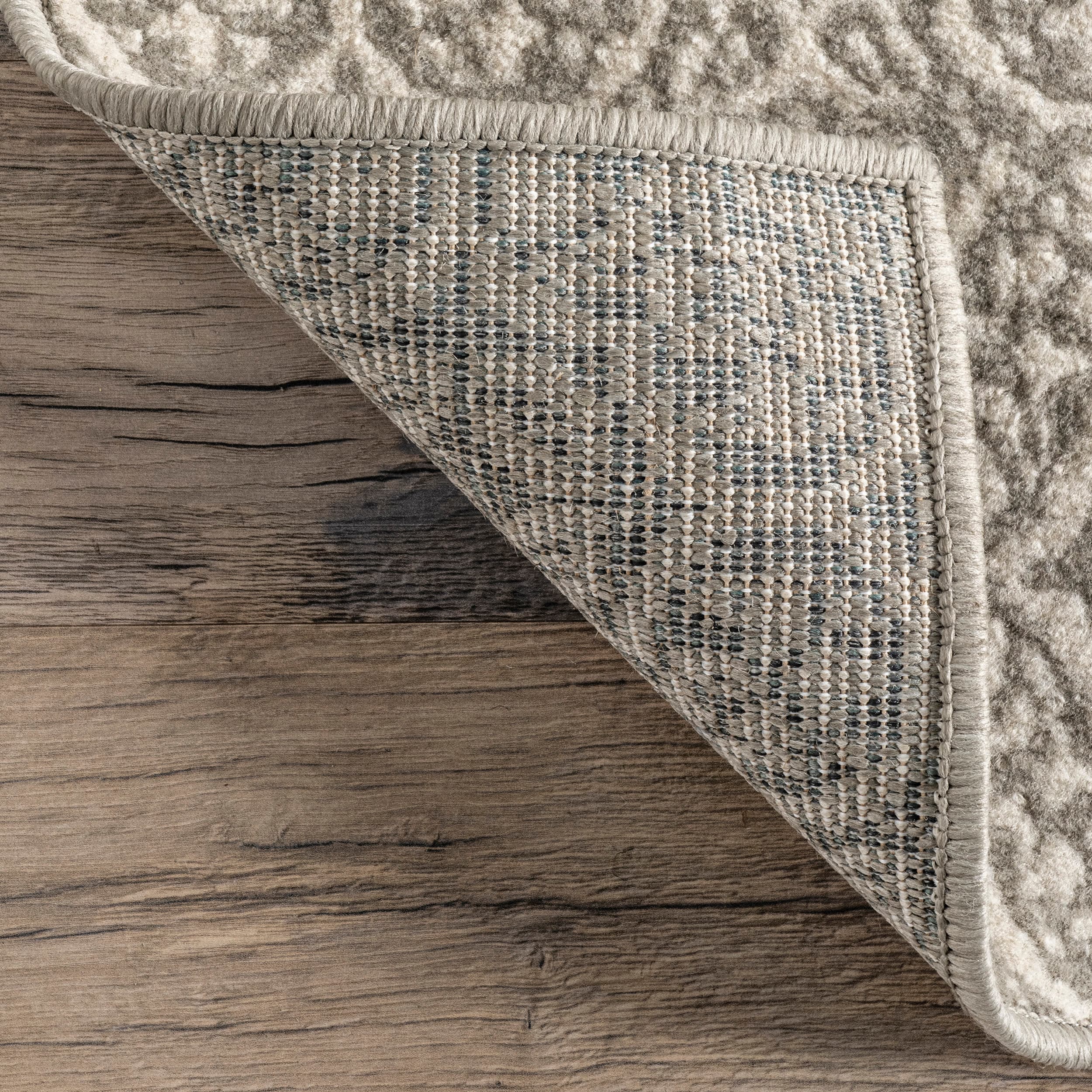 Gray Geometric Synthetic 8' x 10' Area Rug