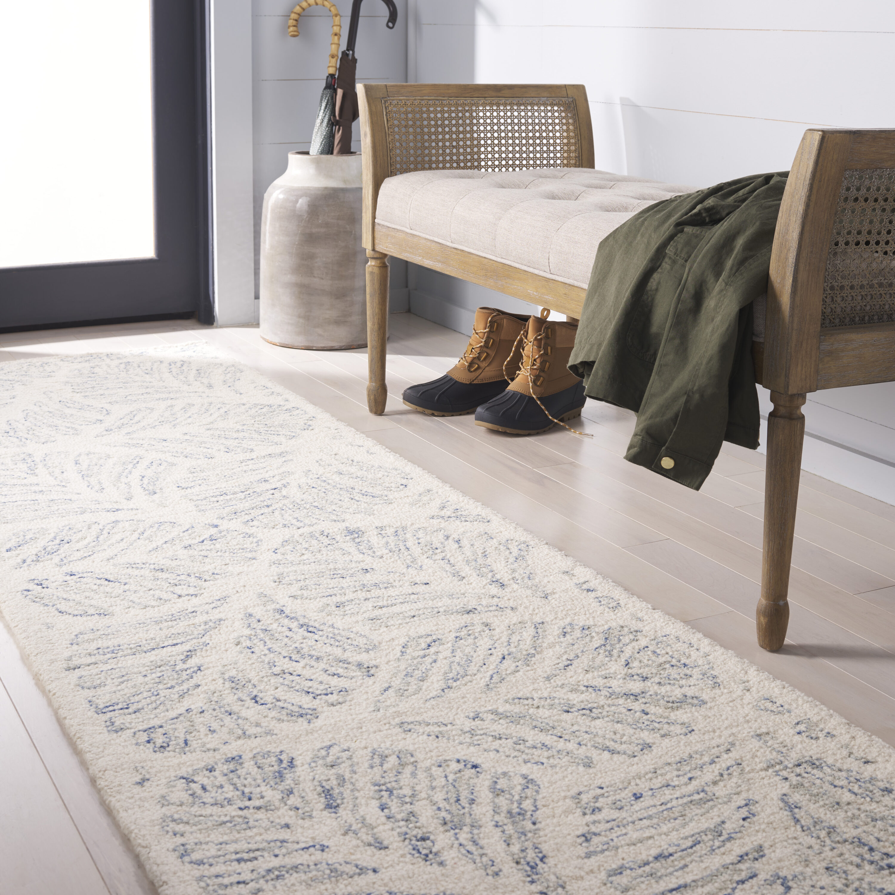  Msr Jardin Ivory/Blue Contemporary 2ft-3in x 8ft Runner Rug