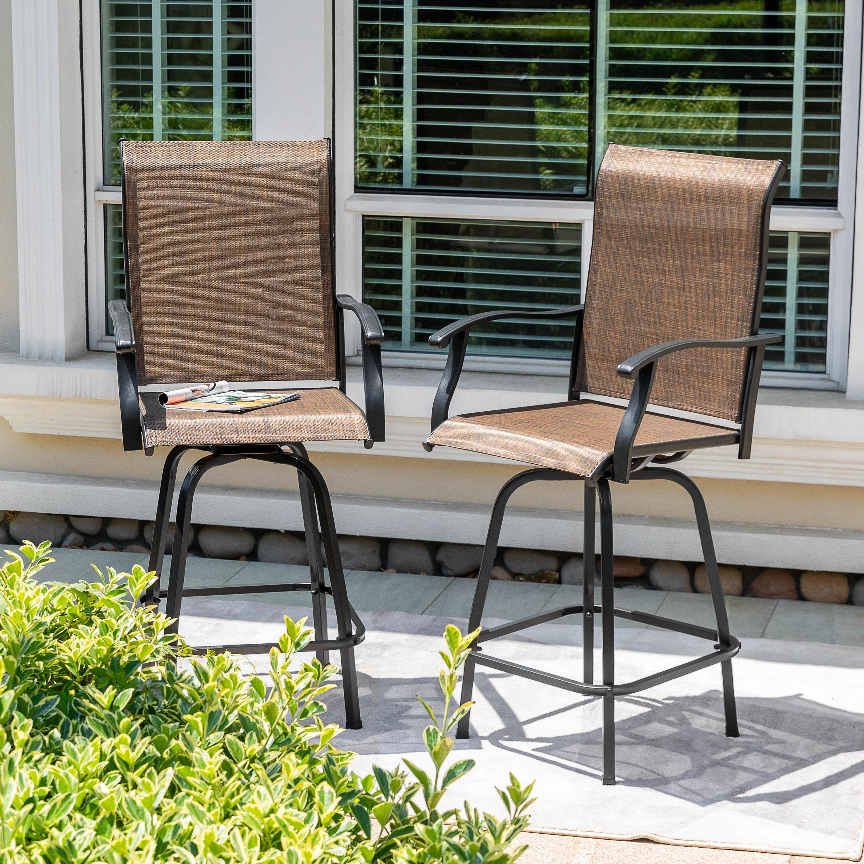 Nuu Garden DB137J-BK Outdoor Swivel Bar Stools Set of 2 Black Iron Frame Swivel Bar Stool Chair with Brown Solid Seat