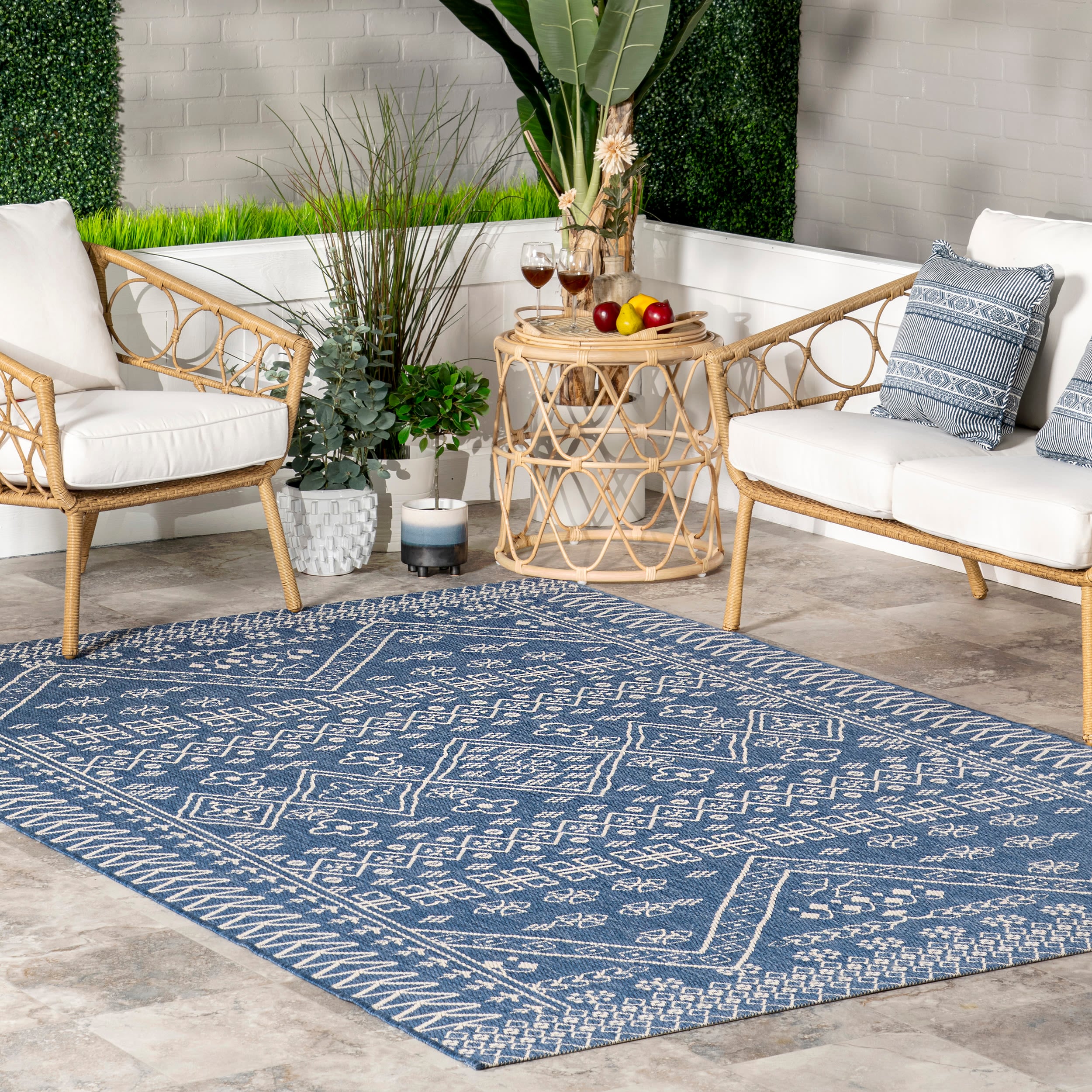nuLOOM OWDN24A-63092 6 x 9 (ft) Loomed Polypropylene Blue Rectangular Indoor/Outdoor Geometric Area rug