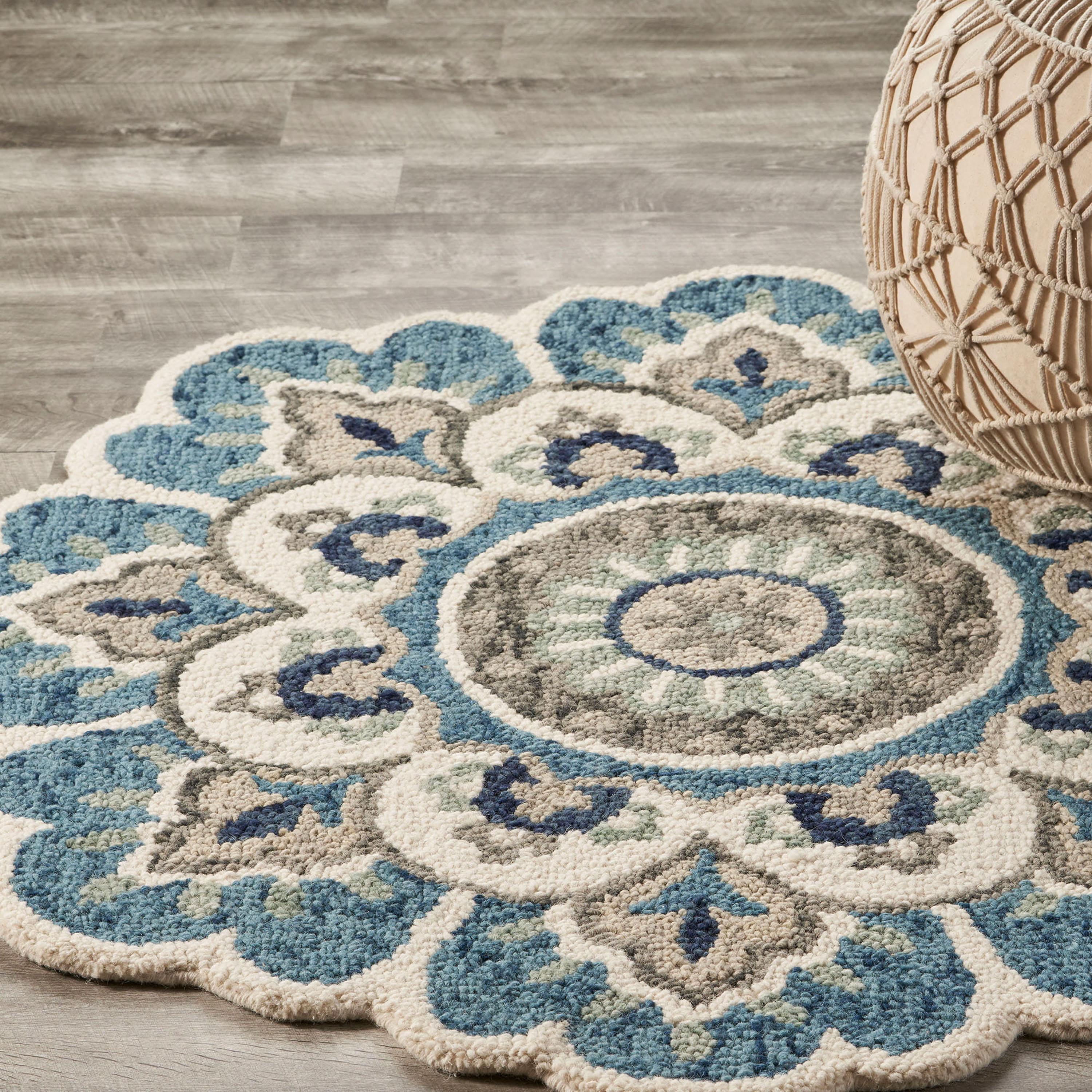 Ivory, Aqua and Blue Traditional Floral Round Hand Tufted