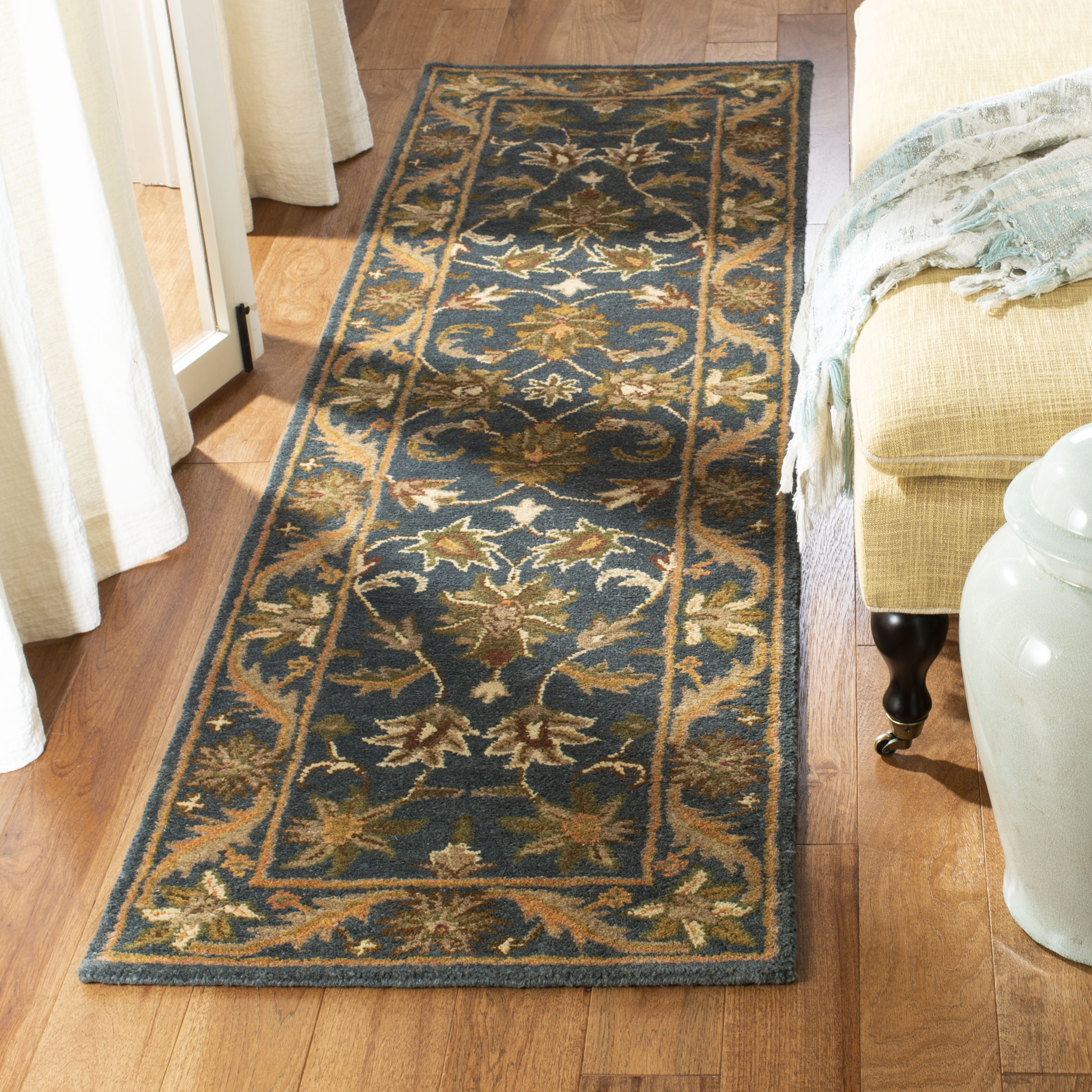 Safavieh AT52C-216 rugs - View #2