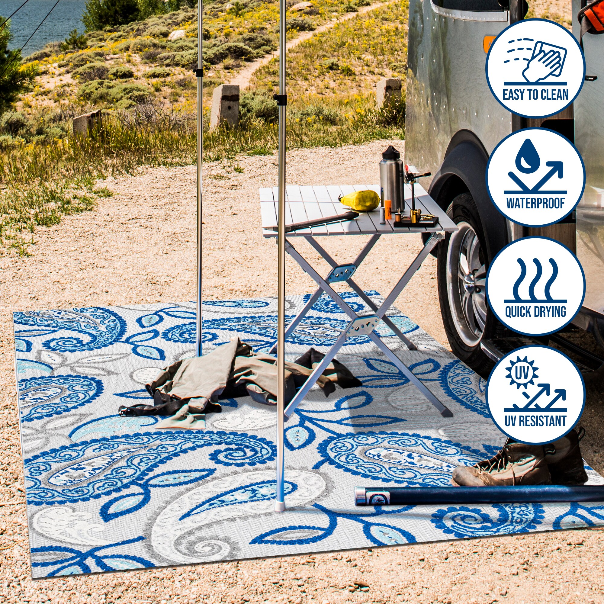 Julien Blue and Light Gray Paisley 5' x 7' Synthetic Rug