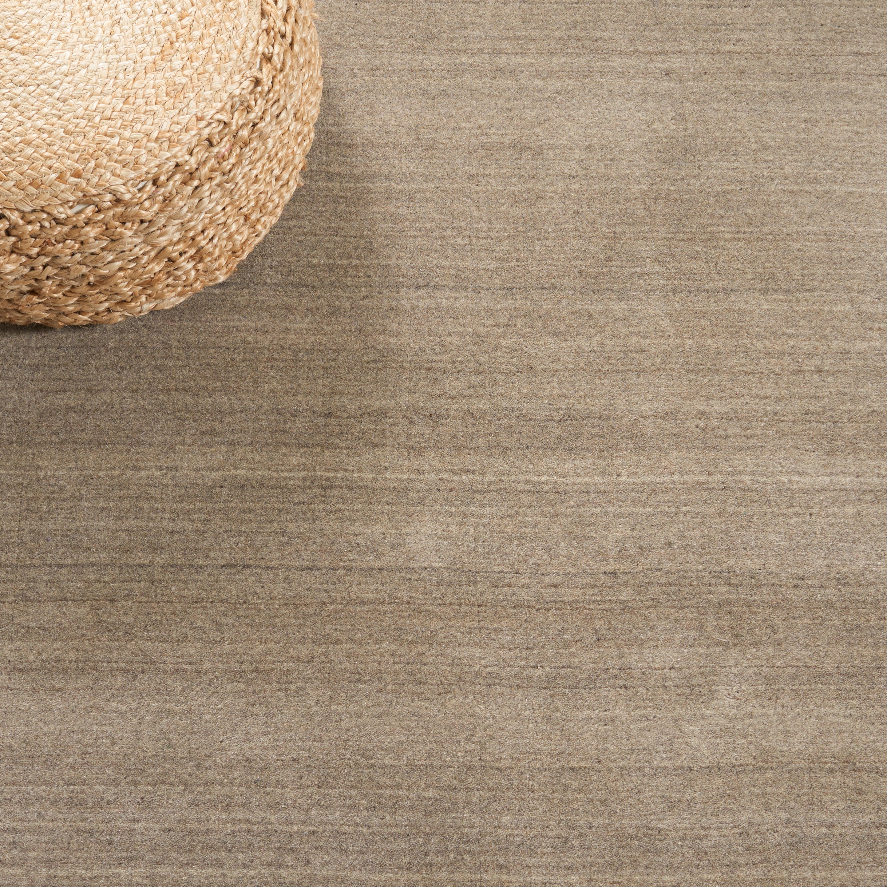 Safavieh HIM820B-5 rugs - View #4
