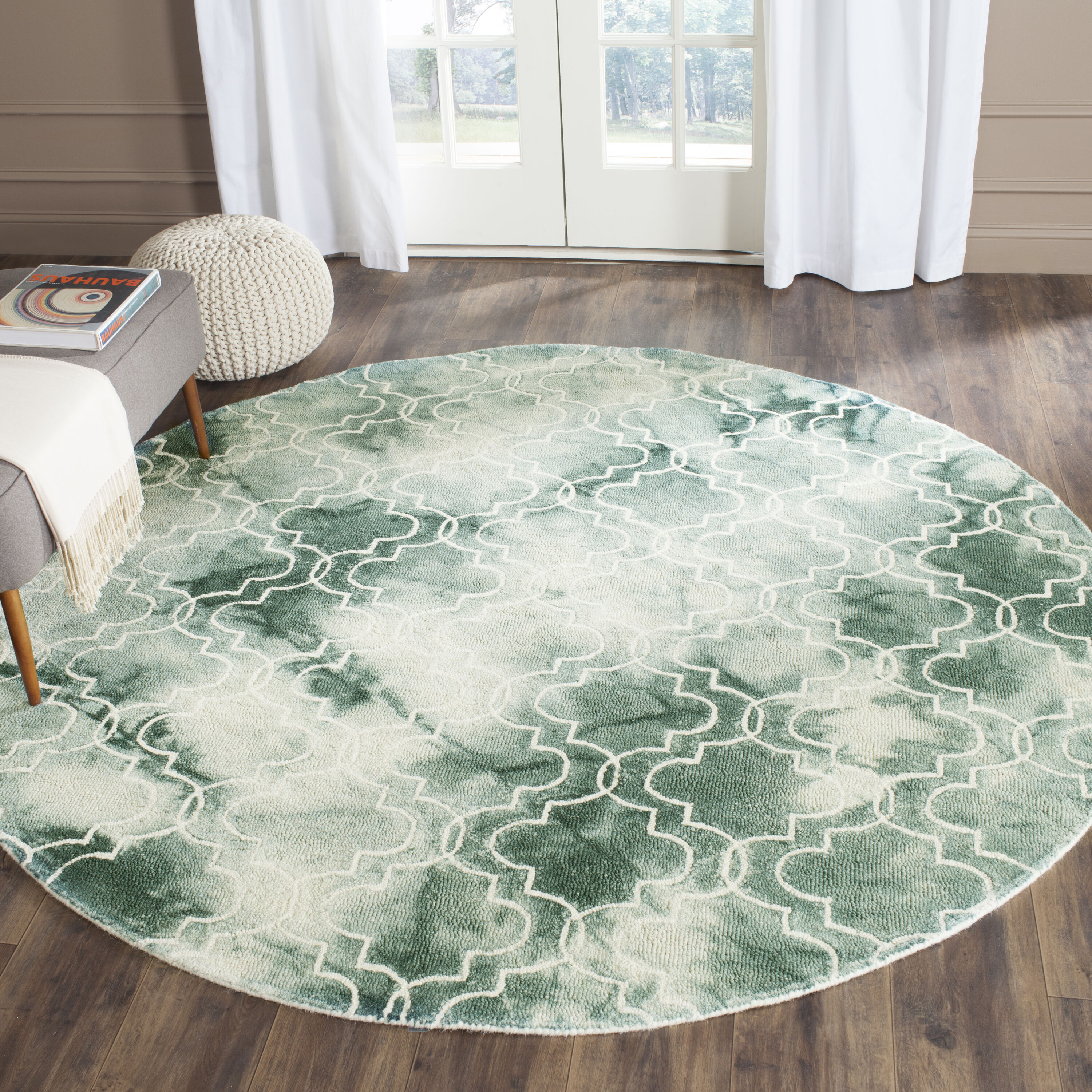  Dip Dye 676 Green/Ivory Contemporary 7ft x 7ft Round Rug