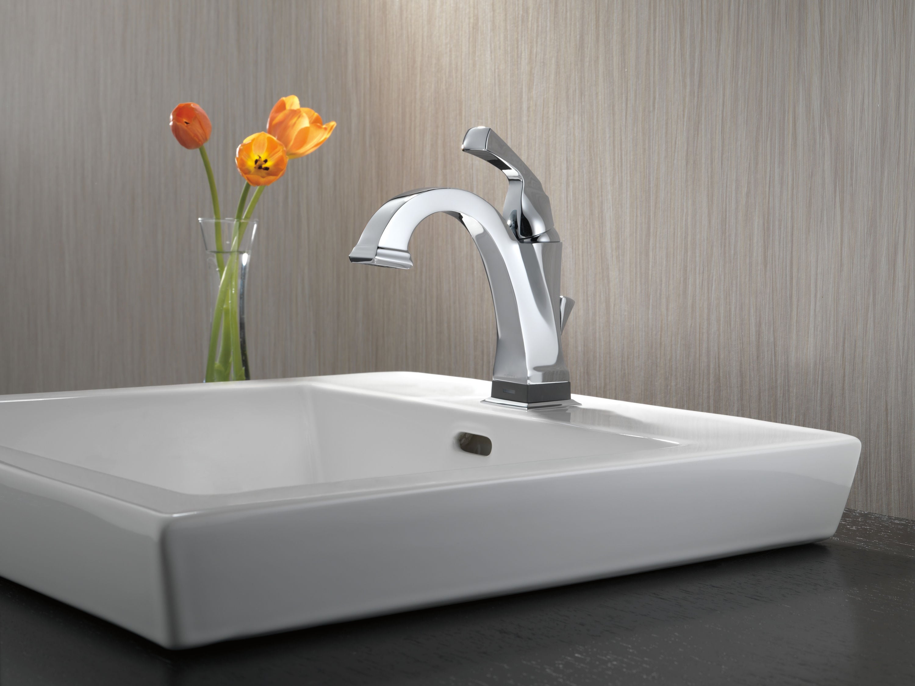 Modern Chrome Single Hole Touchless Bathroom Faucet